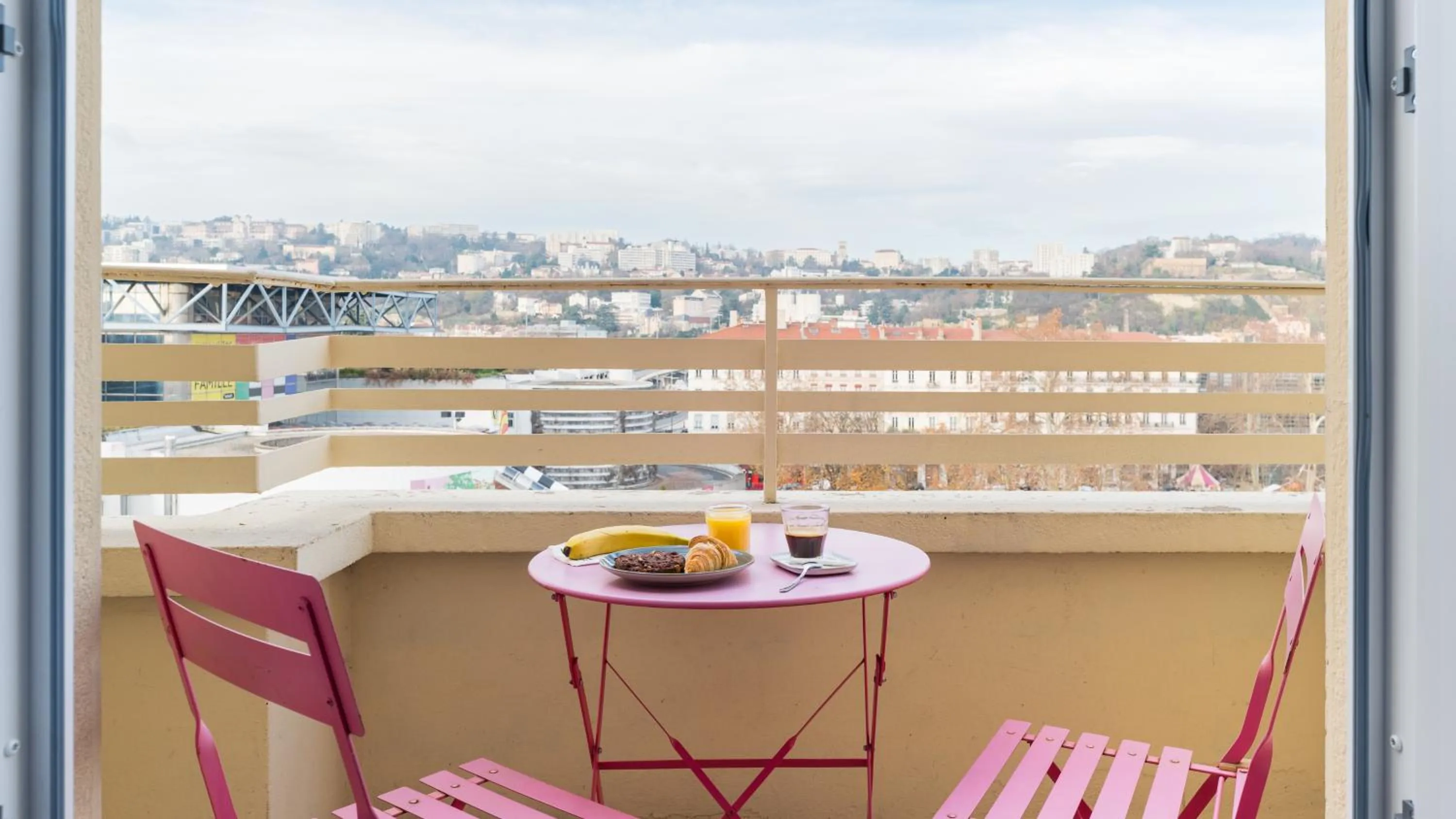 Patio in Campanile PRIME - Lyon Centre - Gare Perrache