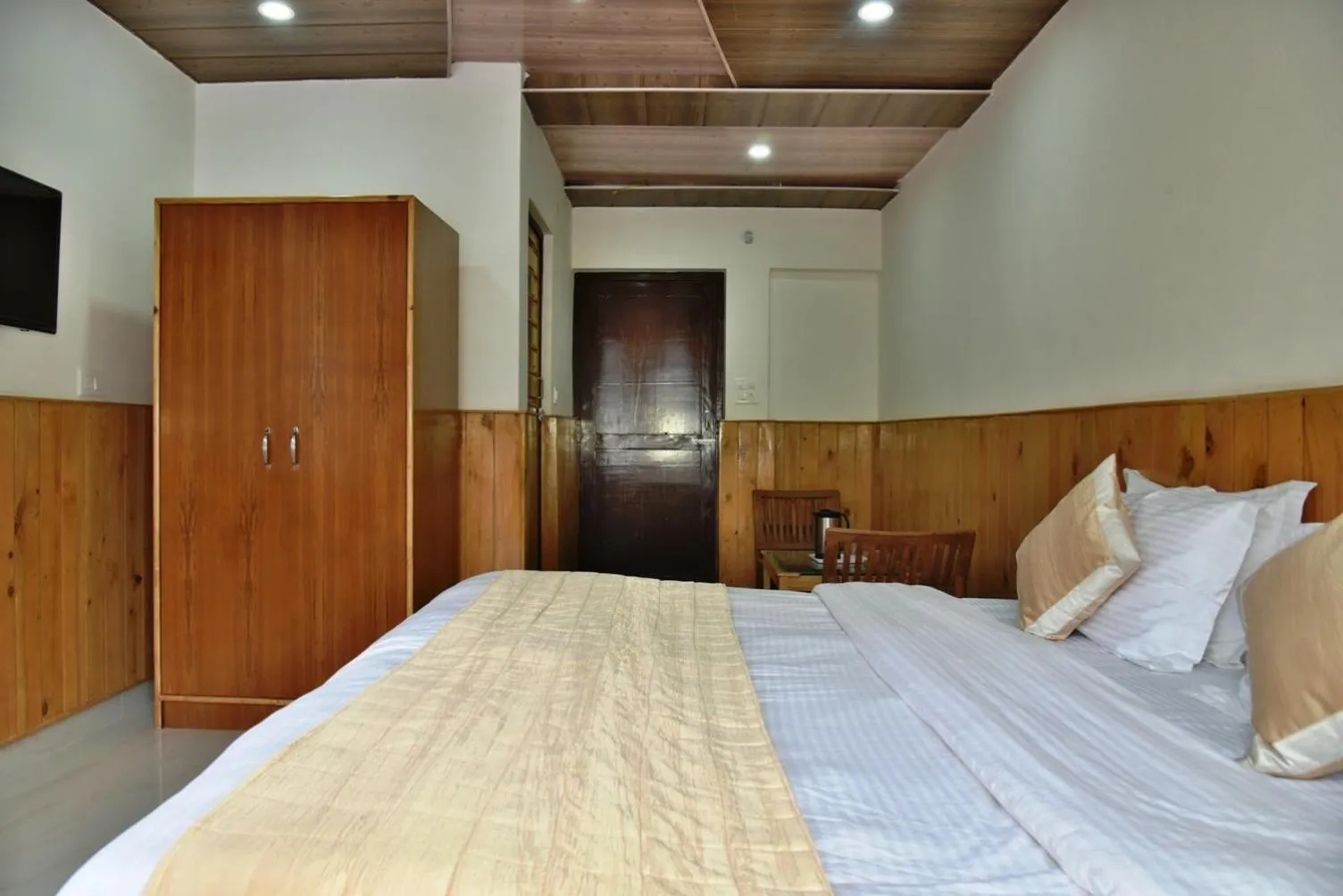 Bed in Hotel Akash - Luxury Hotel In McLeodganj