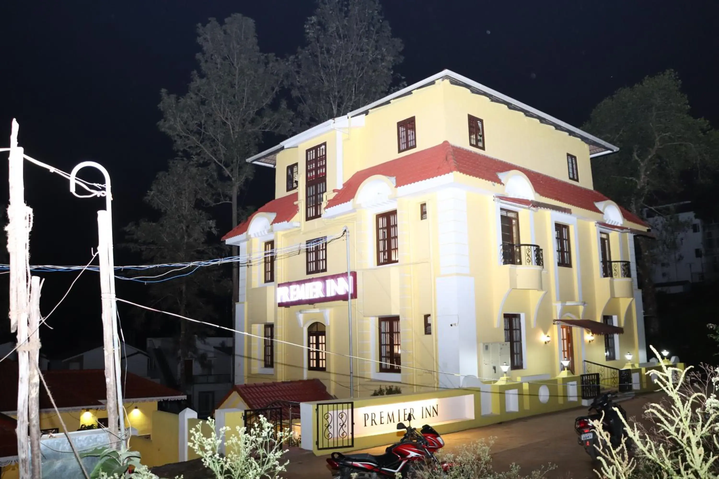 Property building in Premier Inn Property building in Premier Inn