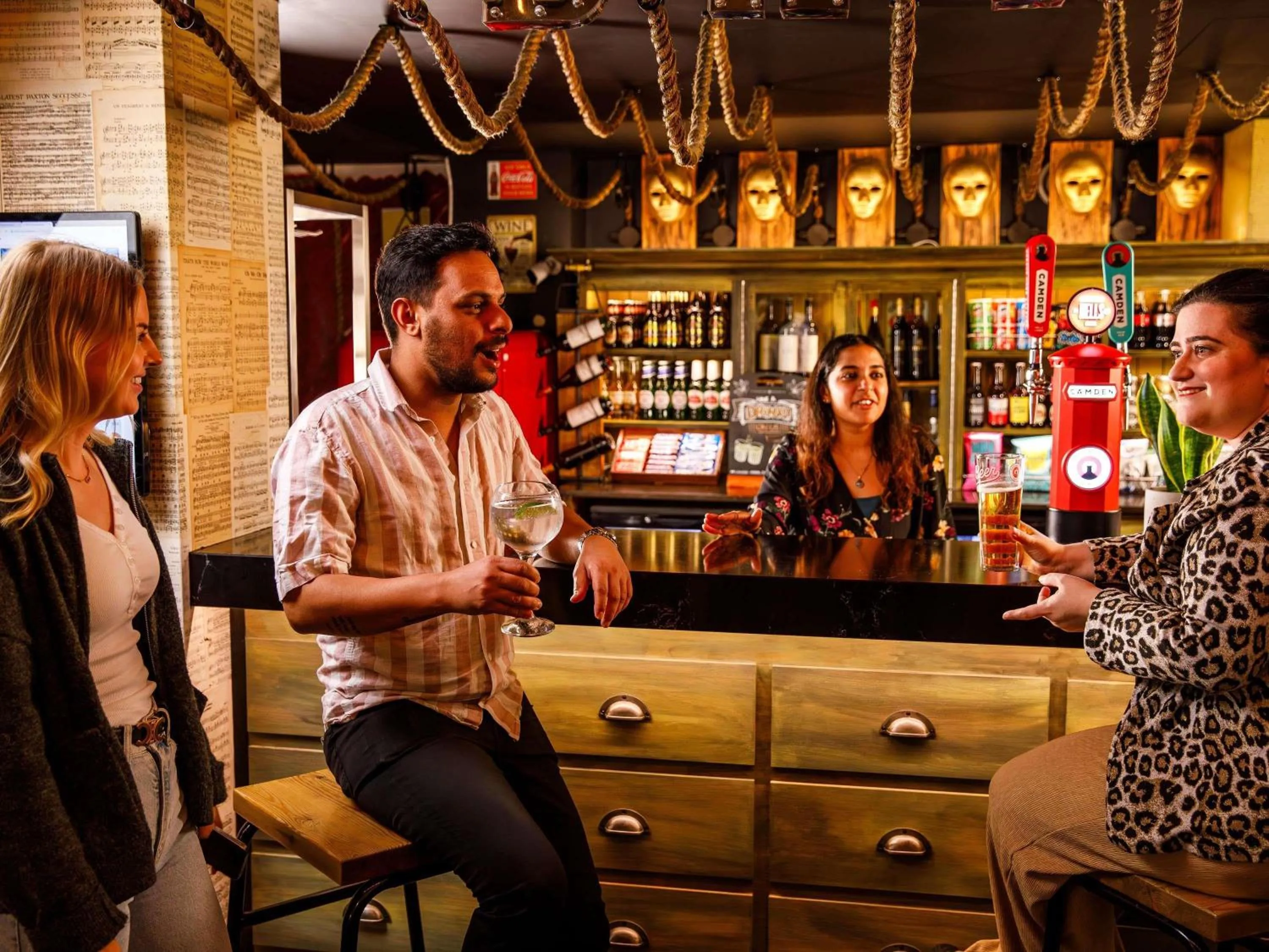 Lounge or bar in ibis Styles London Southwark - near Borough Market