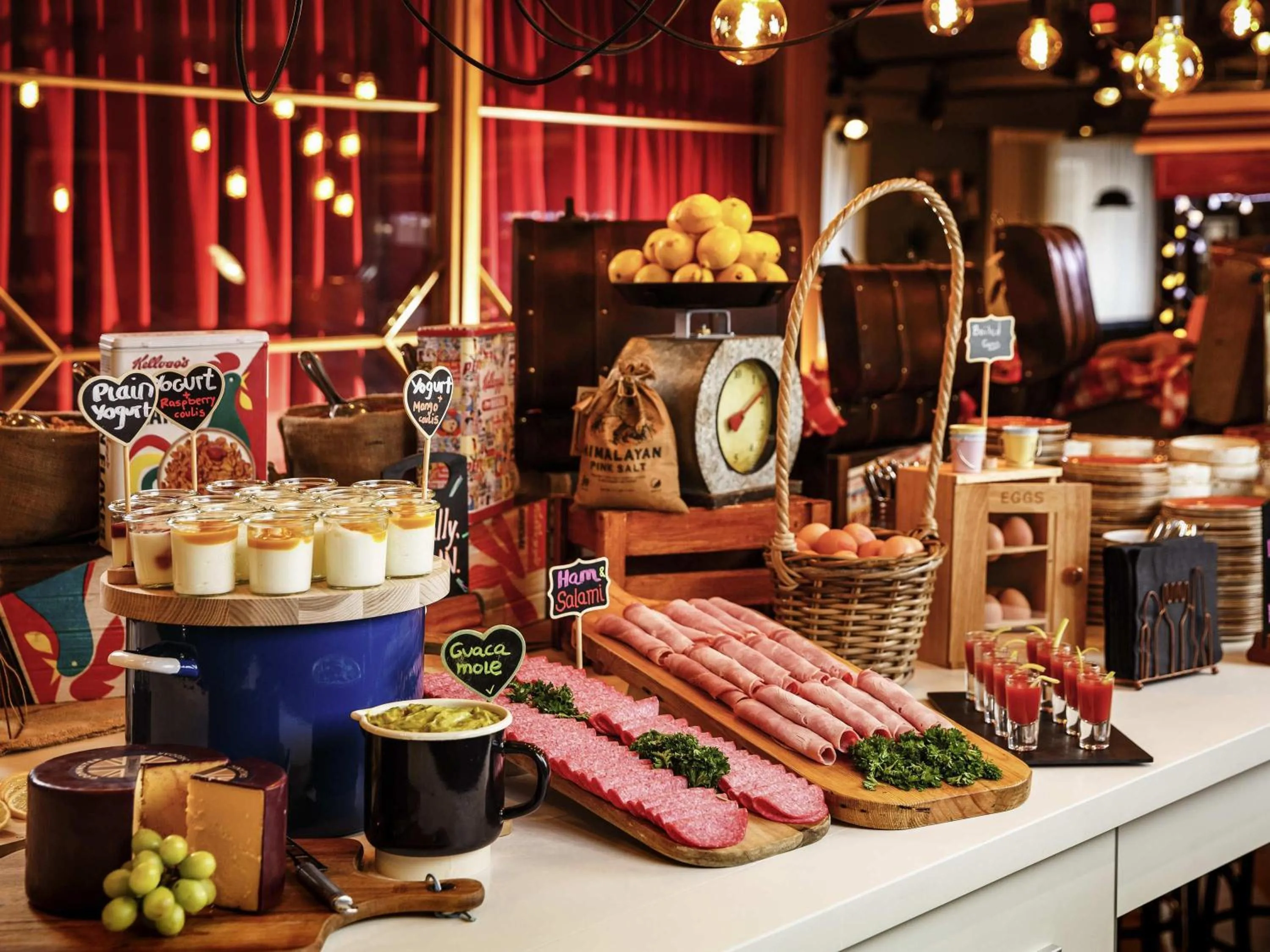 Breakfast in ibis Styles London Southwark - near Borough Market