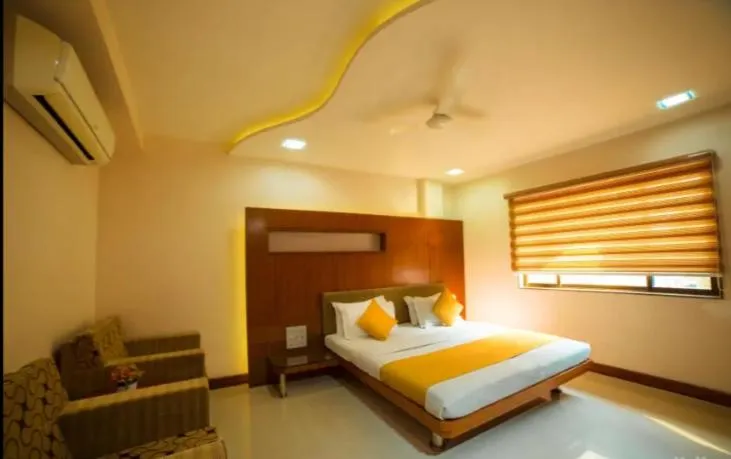 Bedroom in Hotel GK Palace