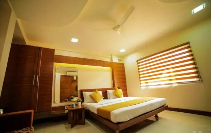 Bed in Hotel GK Palace