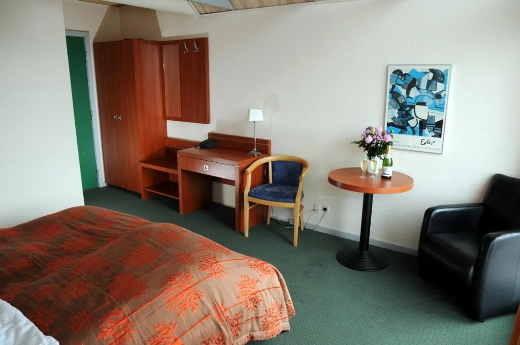 Photo of the whole room, Bed in Hotel Hirtshals