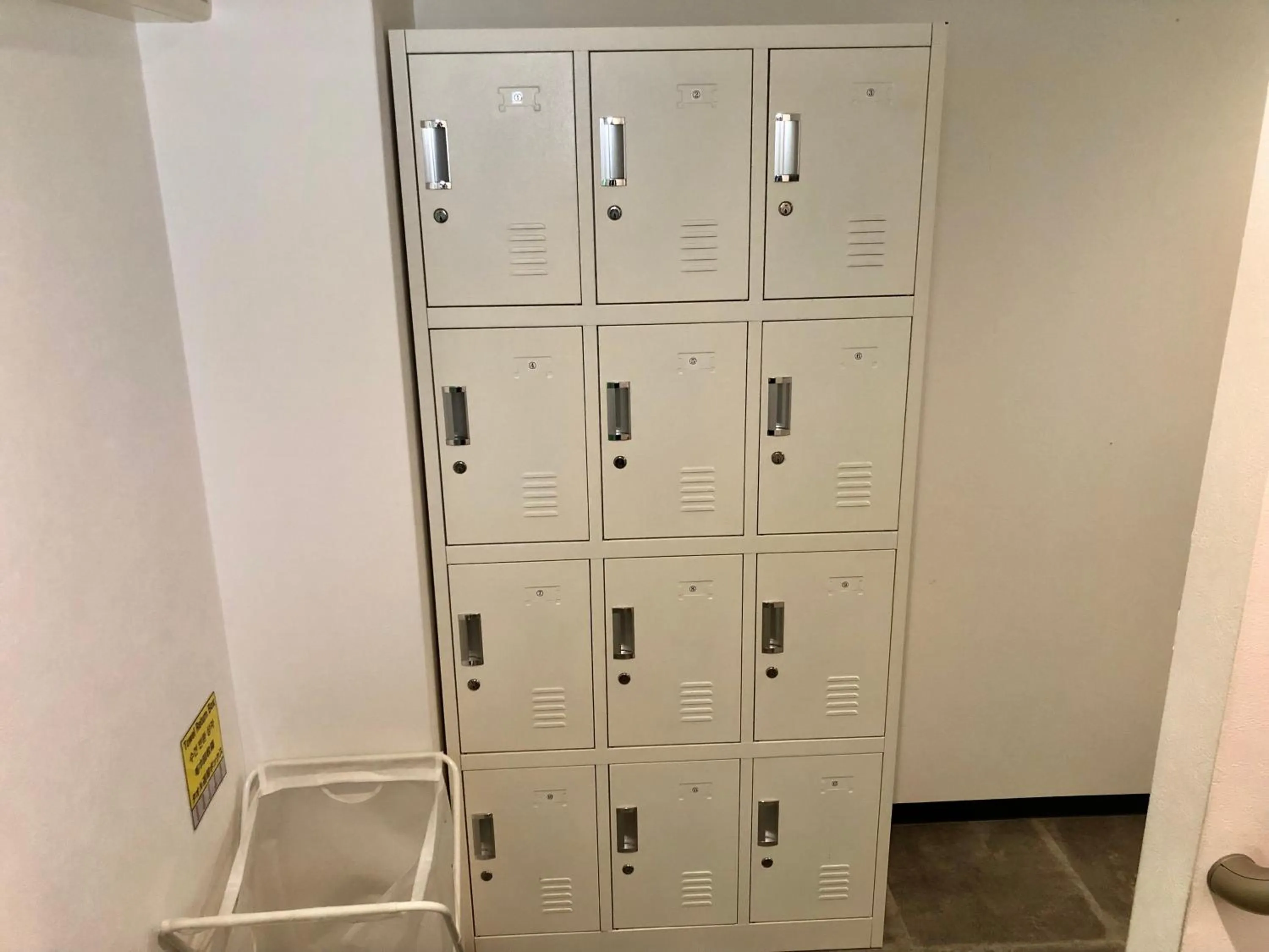 microwave in Guest House Matsu