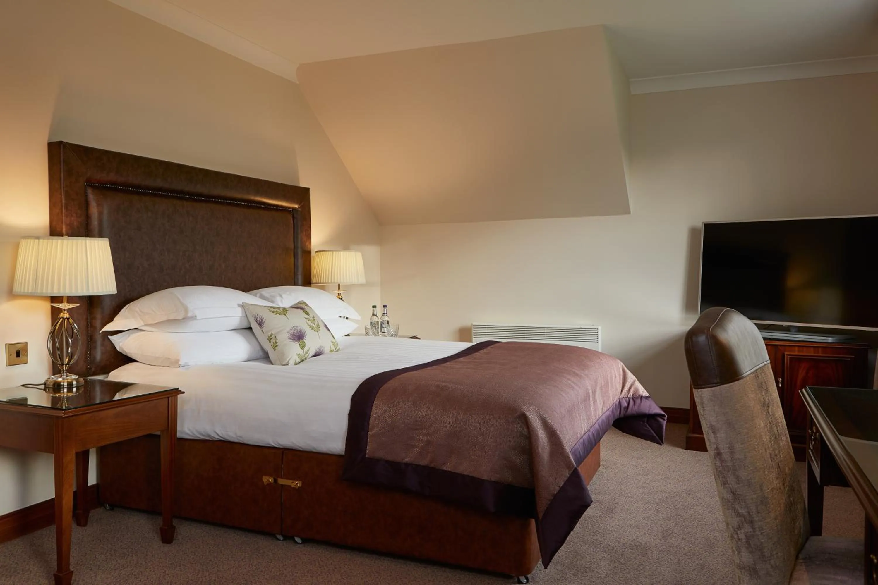 Bedroom, Bed in Macdonald Drumossie Hotel Inverness