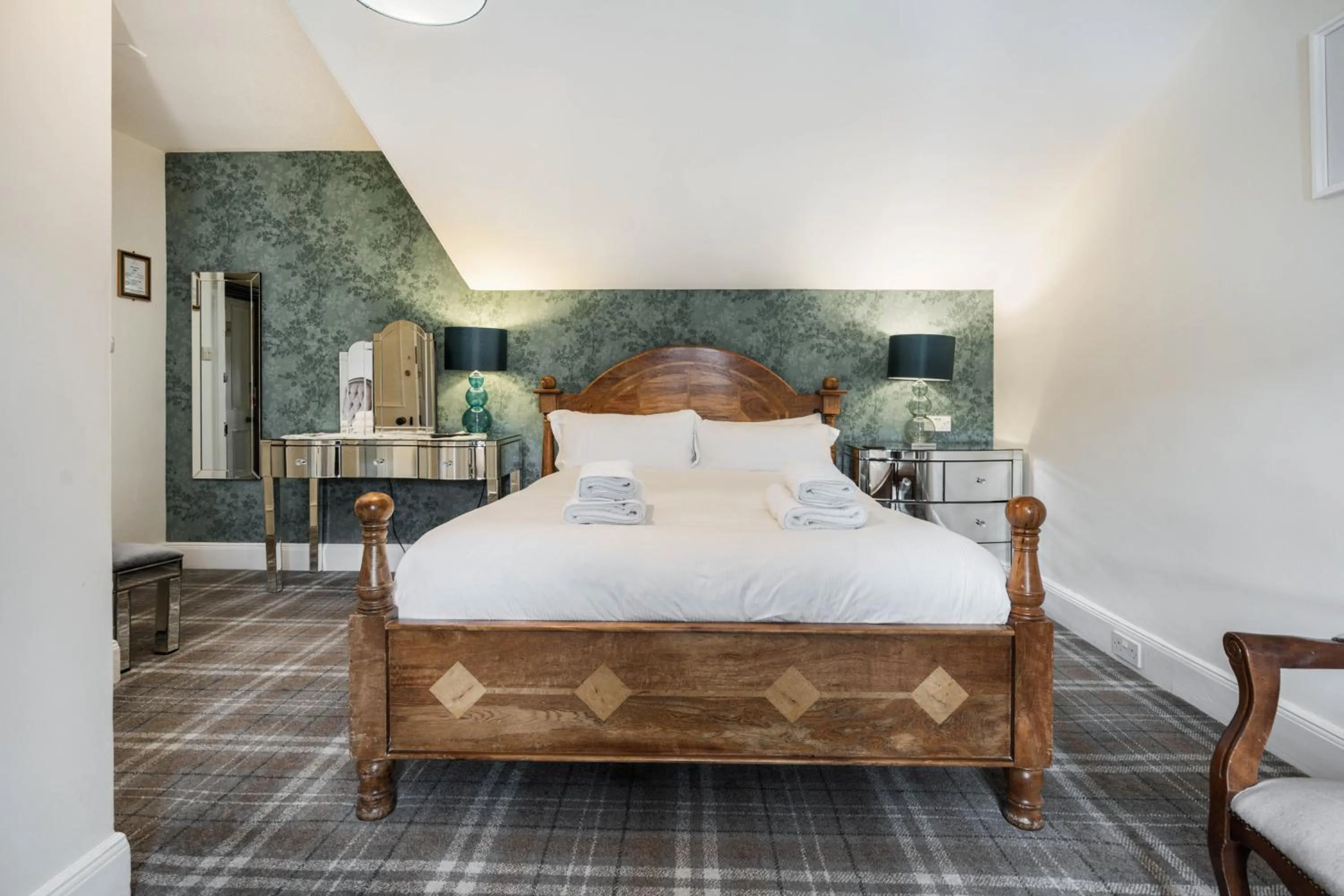 Bed in The Rowan Tree Country Hotel