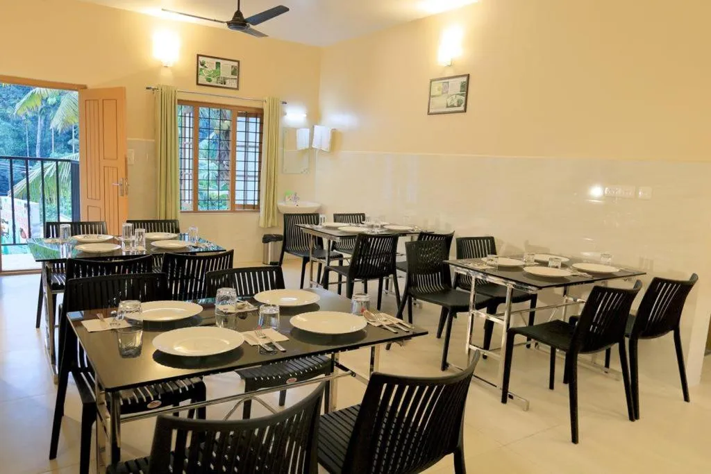 Restaurant/places to eat in Ayursakthi Riverdale