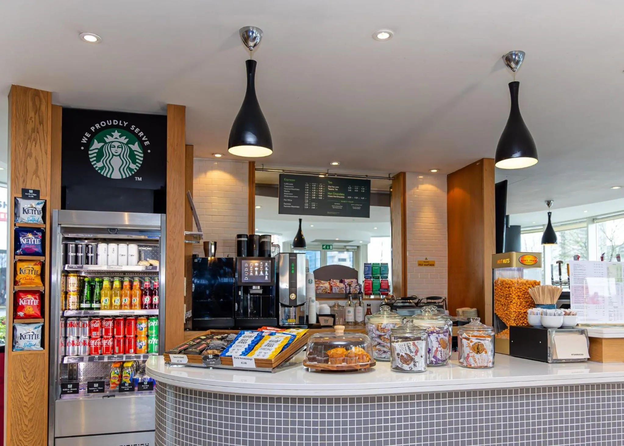 Restaurant/places to eat in Holiday Inn London West by IHG