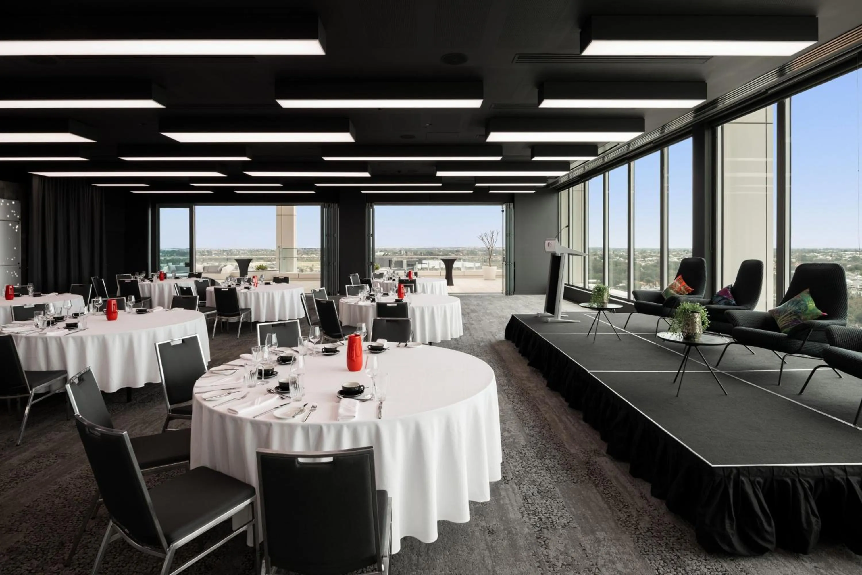 Meeting/conference room in Aloft Perth