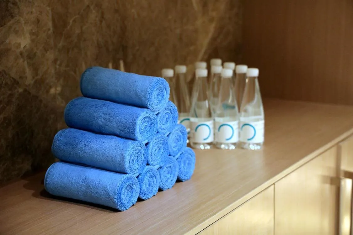 Fitness centre/facilities in Modena by Fraser Changsha