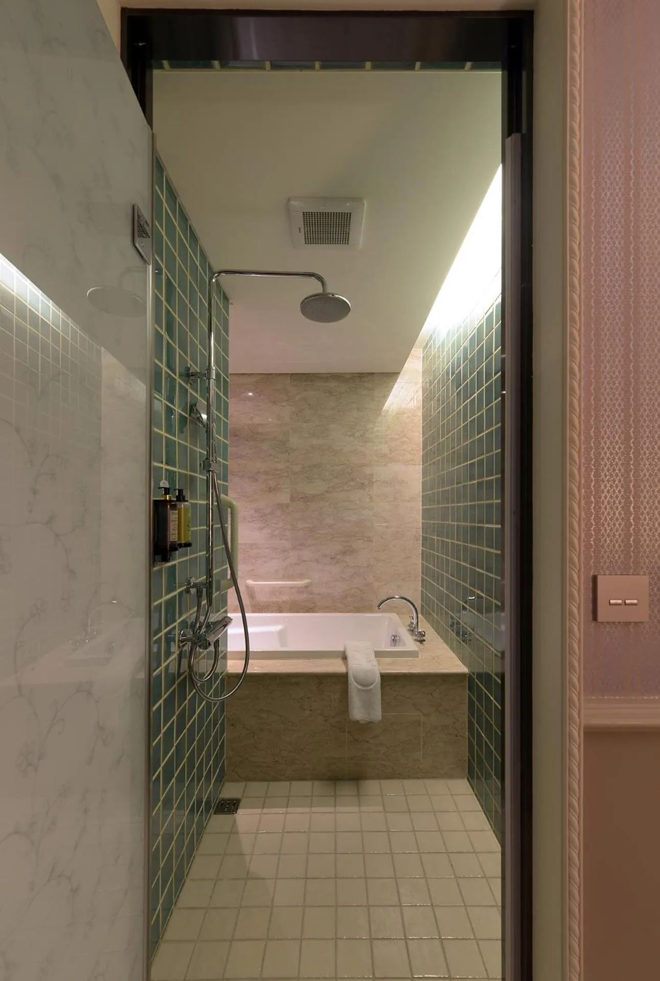 Golden Tulip RS Boutique Hotel-Tainan