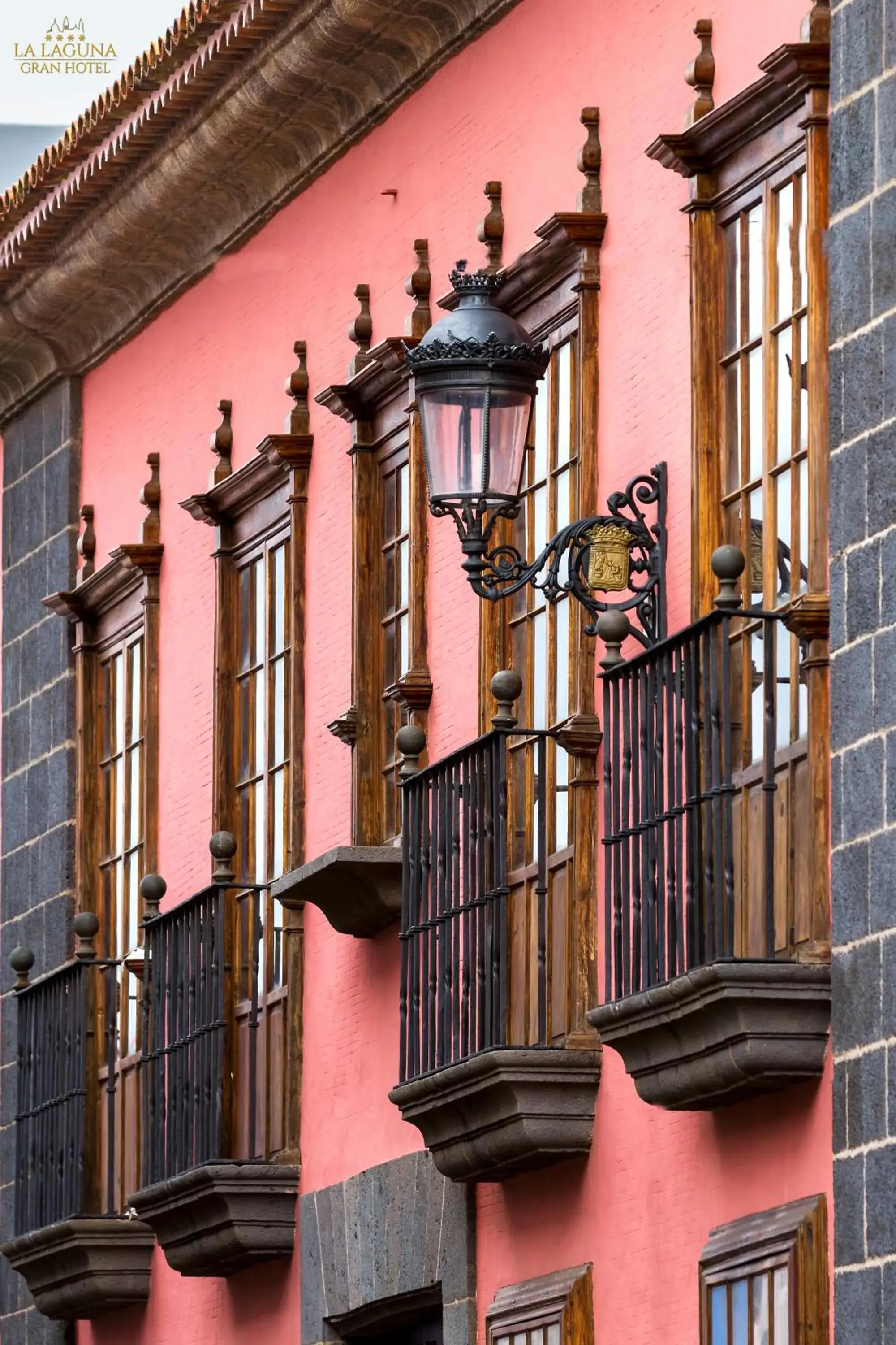Facade/entrance in La Laguna Gran Hotel Facade/entrance in La Laguna Gran Hotel