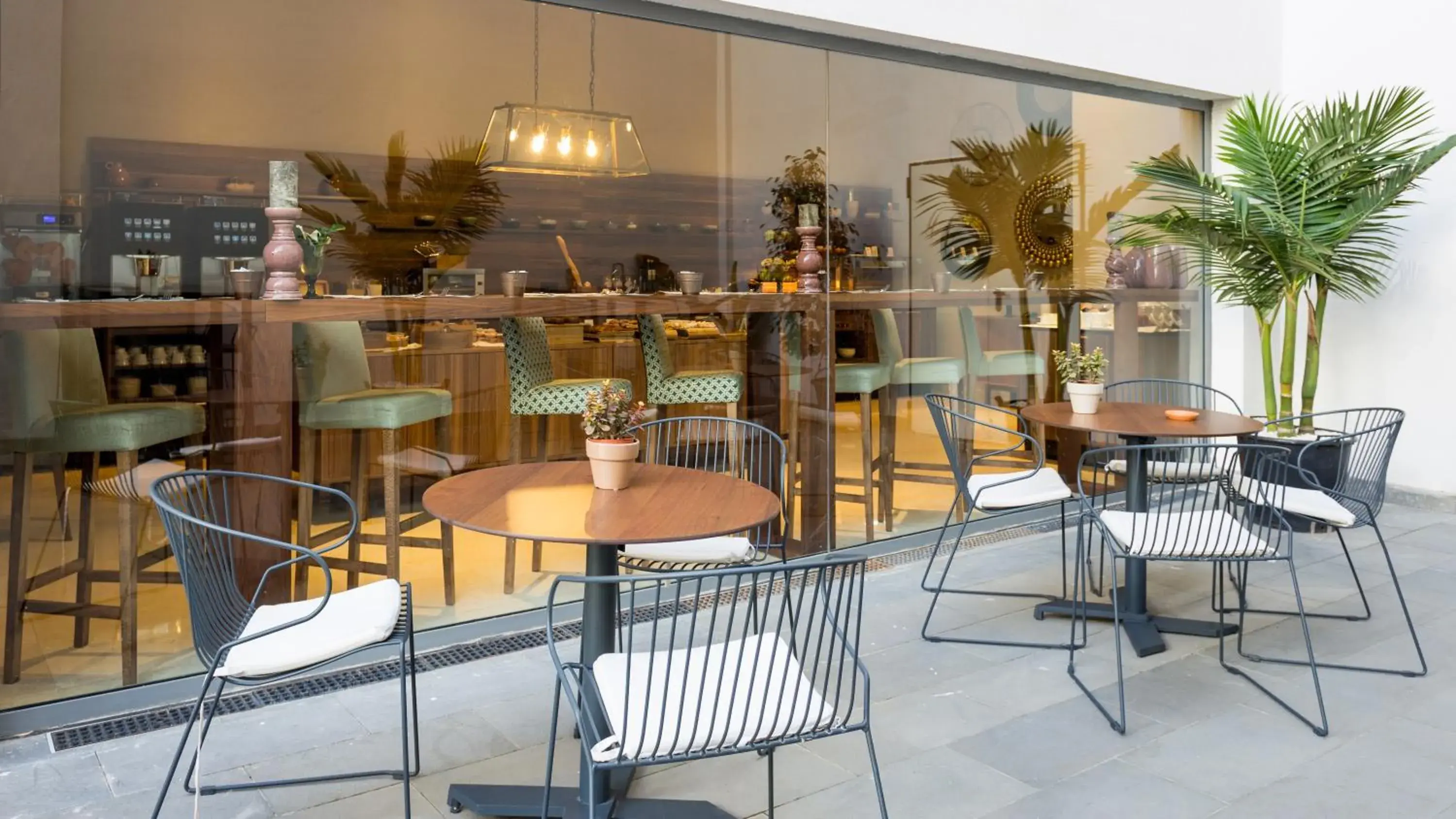 Restaurant/places to eat in La Laguna Gran Hotel Restaurant/places to eat in La Laguna Gran Hotel