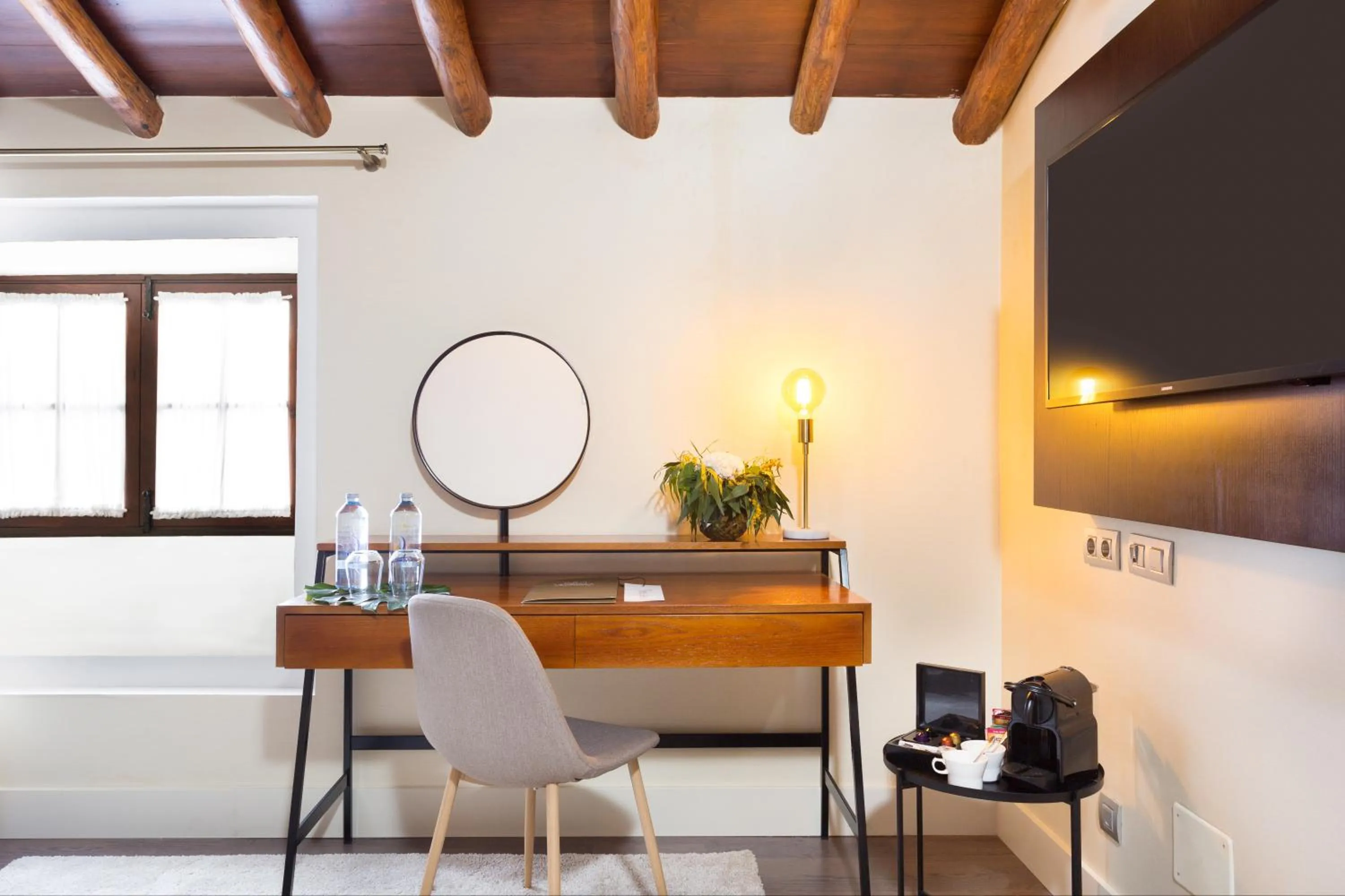 Seating area in La Laguna Gran Hotel