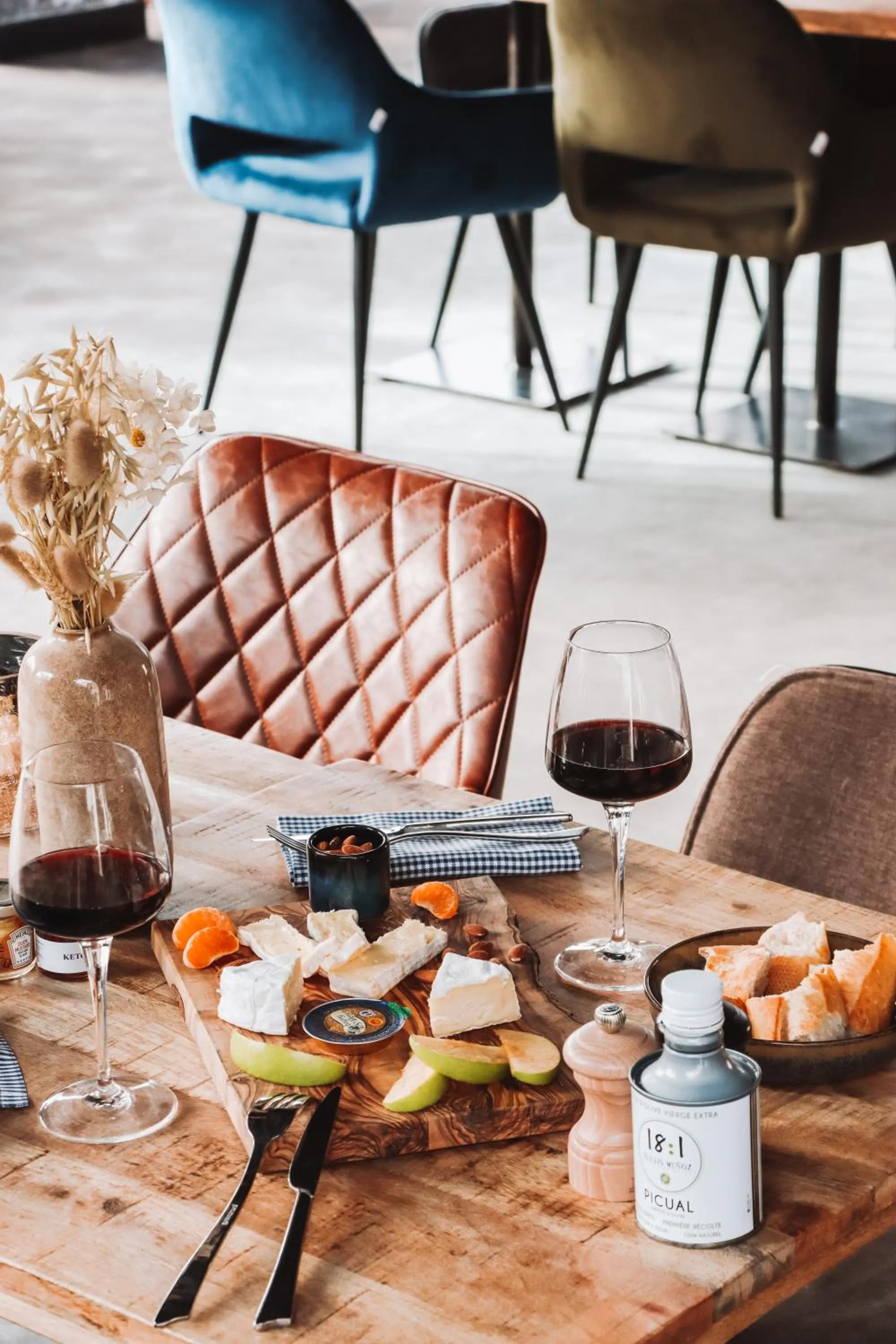 Food and drinks in Hôtel Les Jardins de Deauville