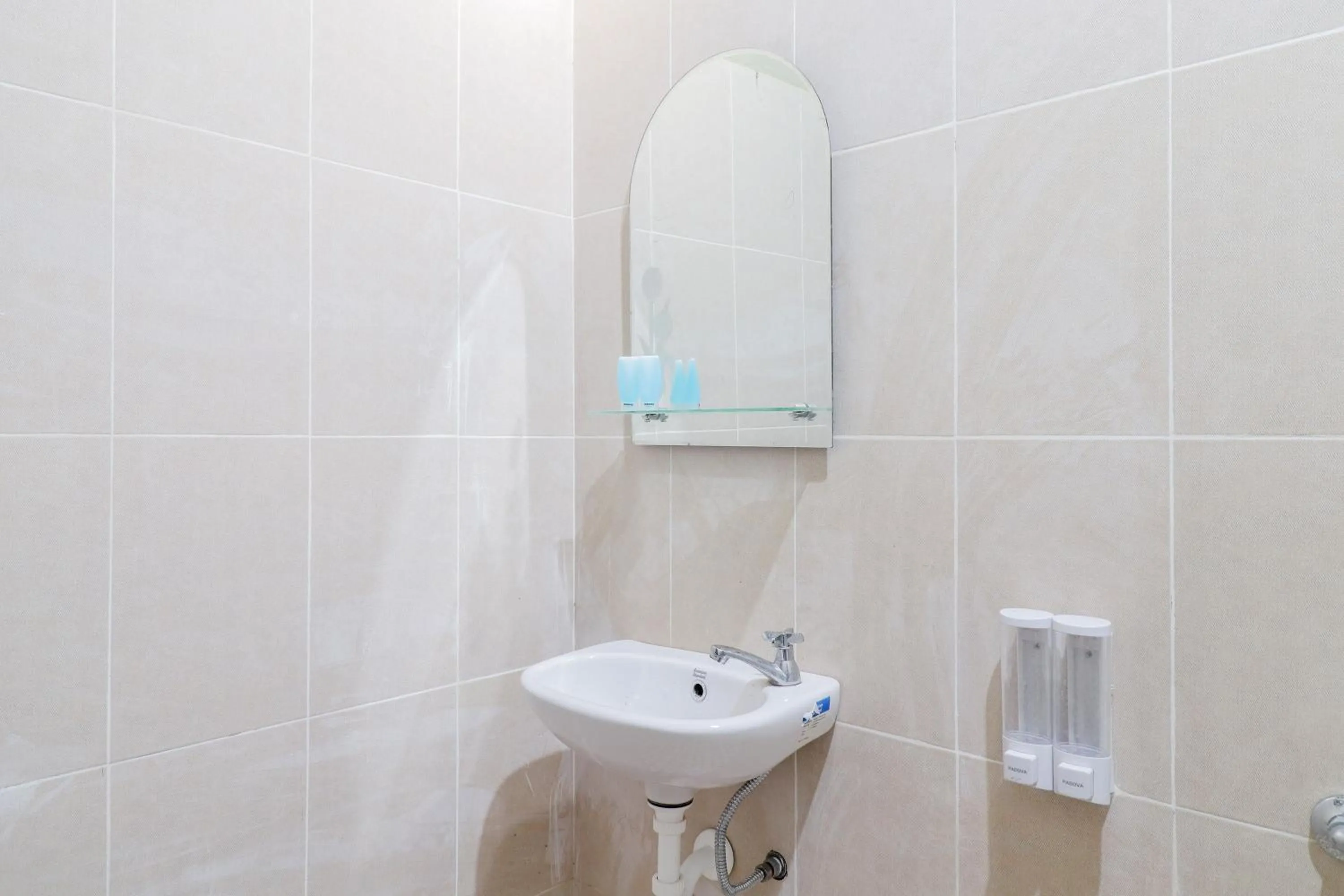 Bathroom in Nurudin House