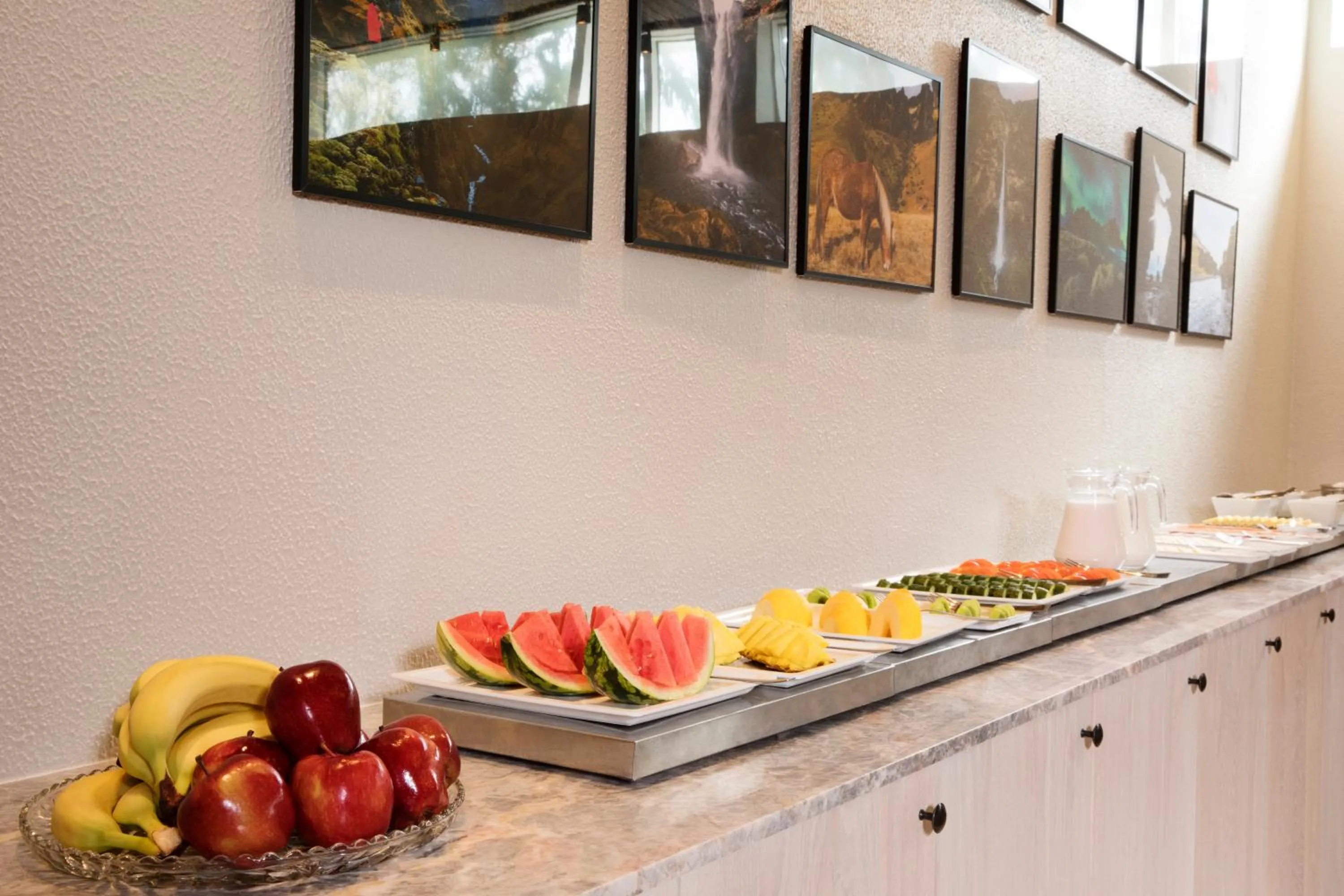 Food and drinks in Fosshotel Lind