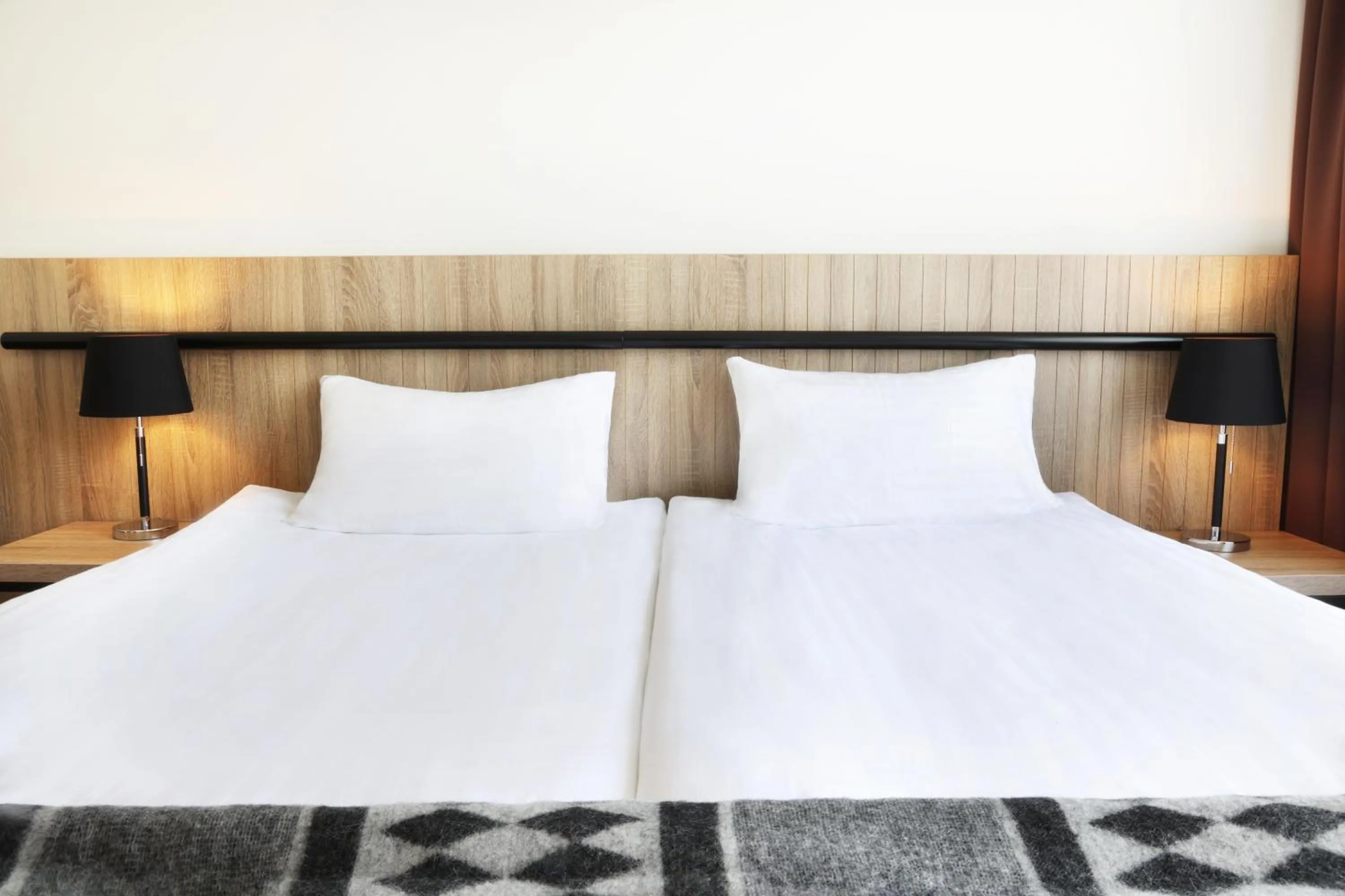 Bedroom, Bed in Fosshotel Lind