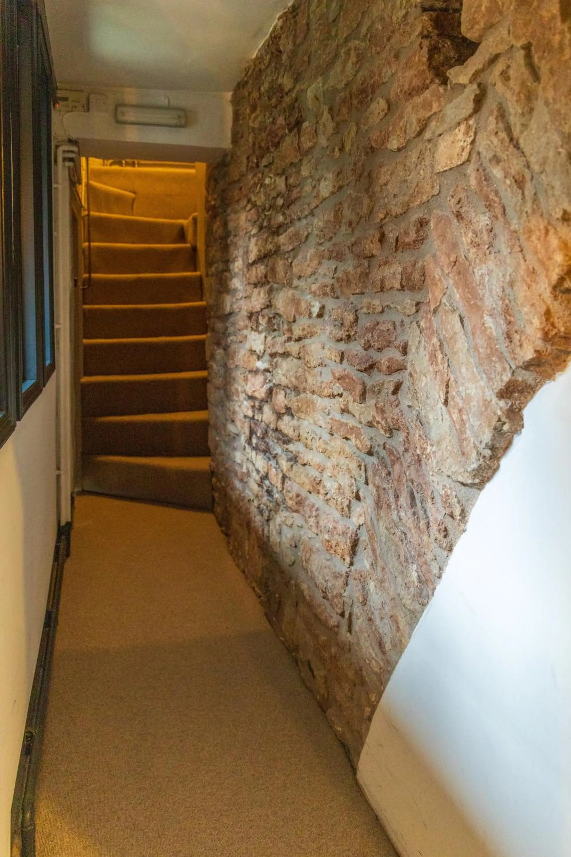 Bed in The Ancient Gatehouse & Rugantino Restaurant