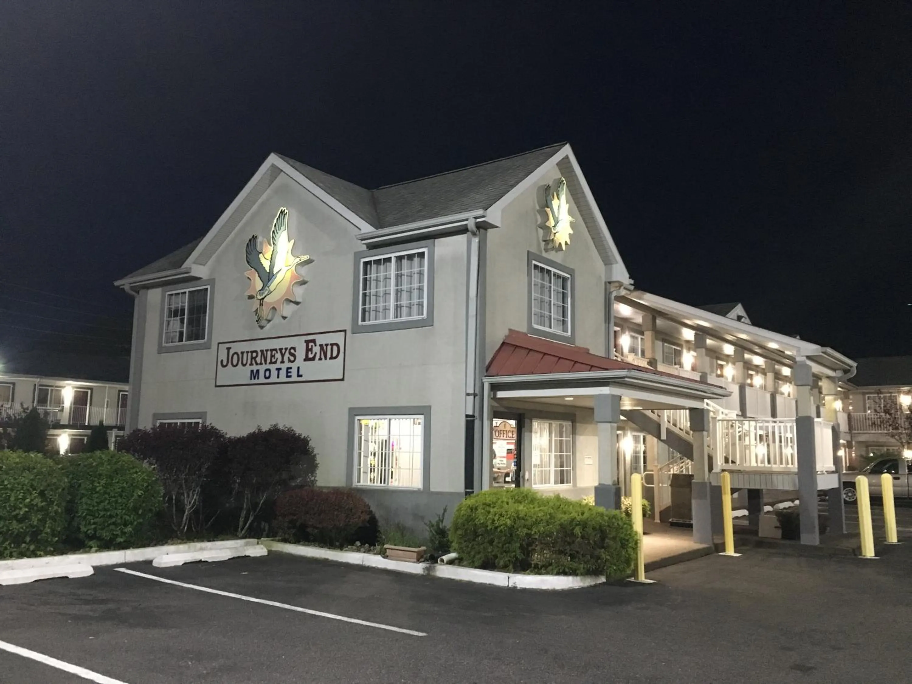 Property building in Journeys End Motel