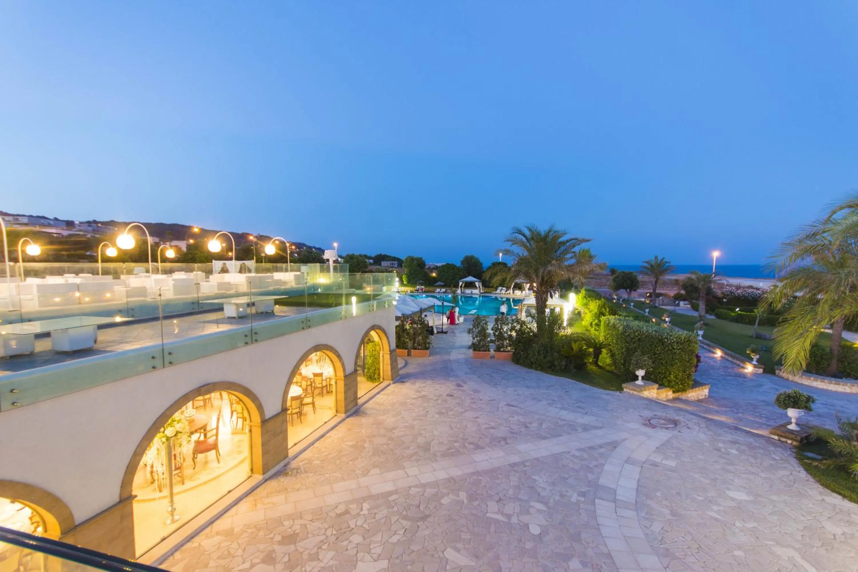 Restaurant/places to eat in Augustus Resort