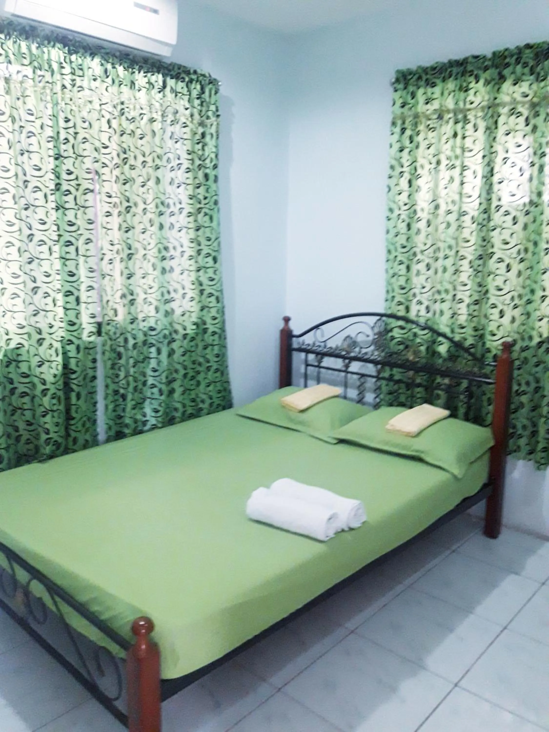 Bed in D downhill'Place