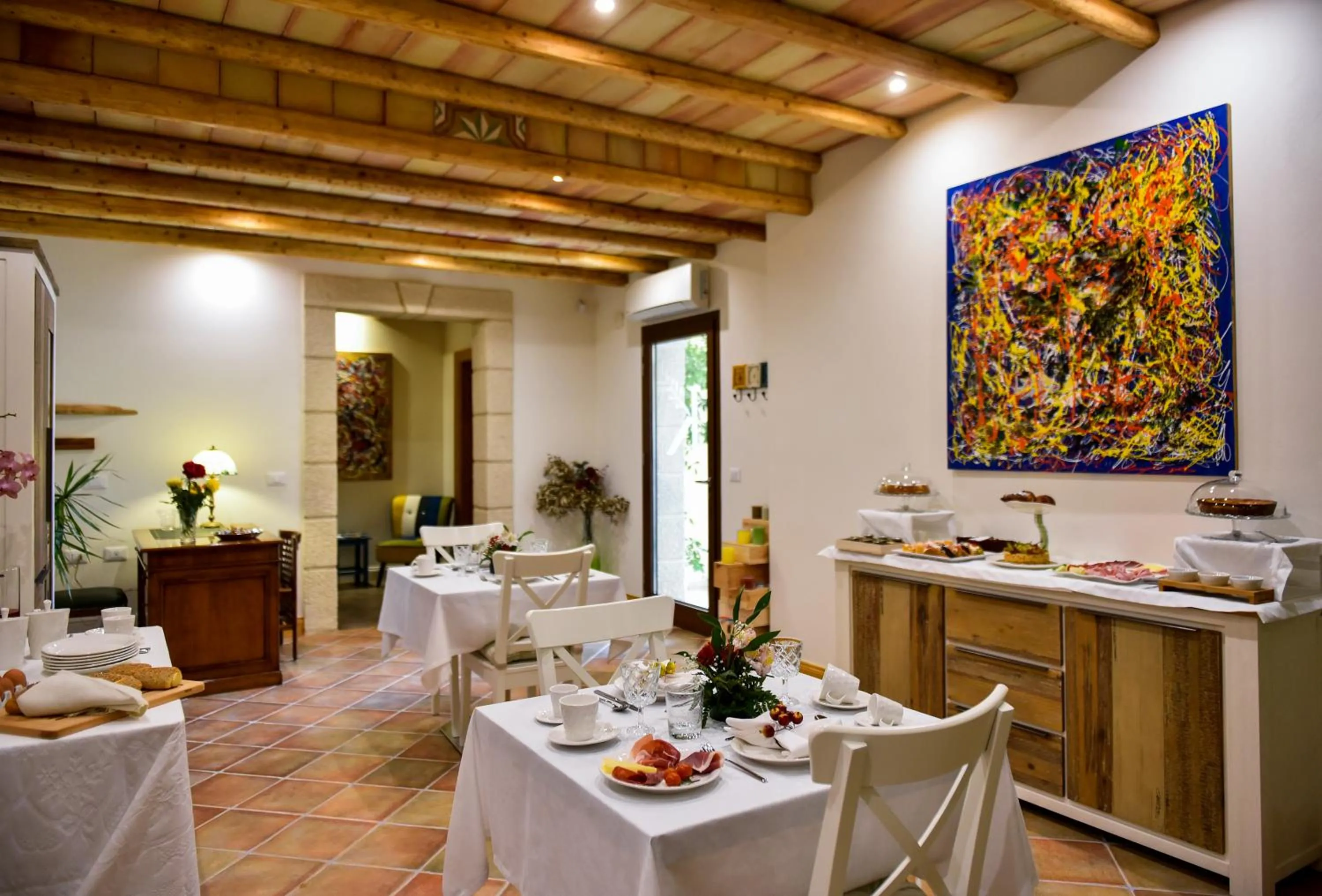 Food in Kete Deluxe Rooms