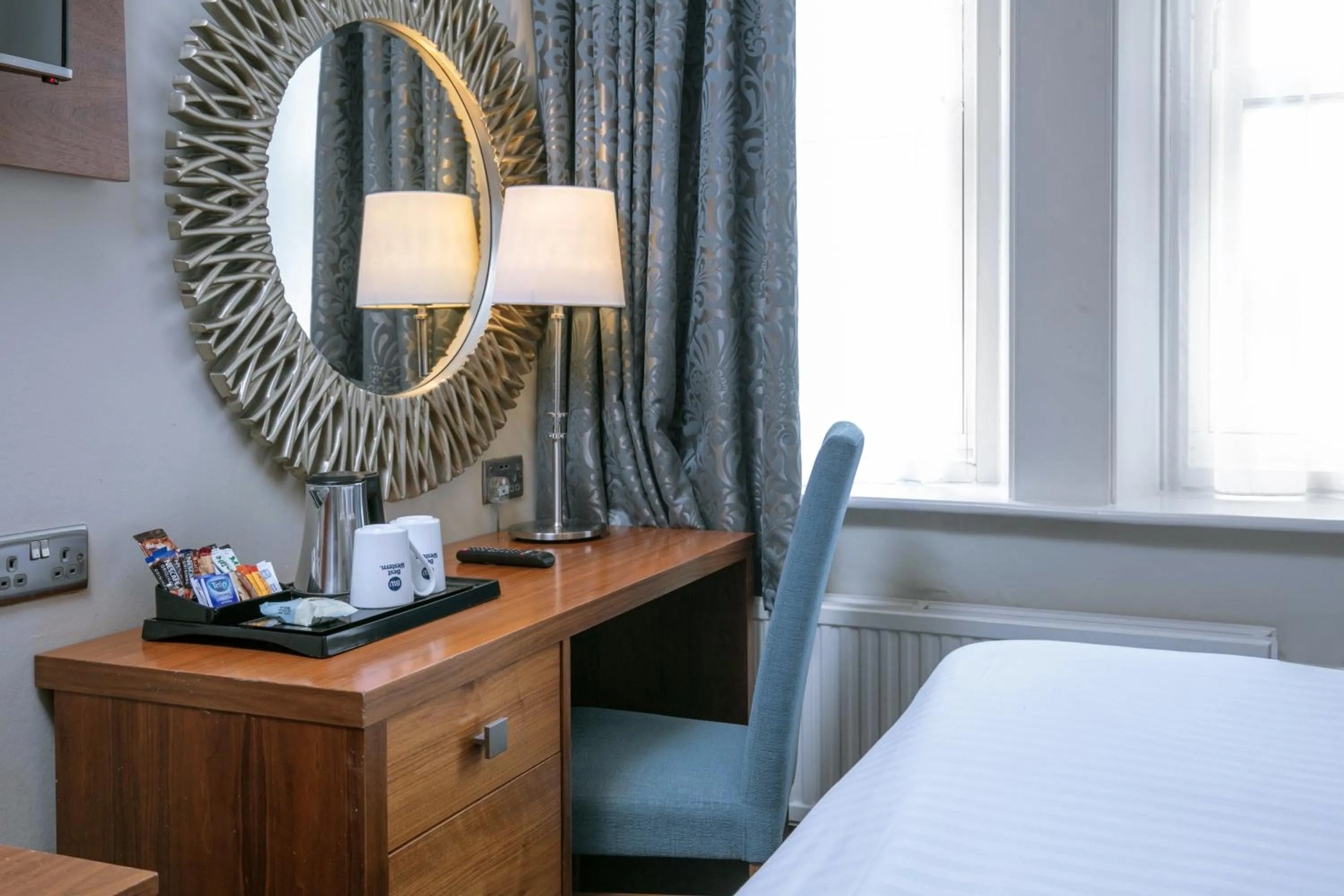 Bedroom, Bed in Best Western Chilworth Manor Hotel