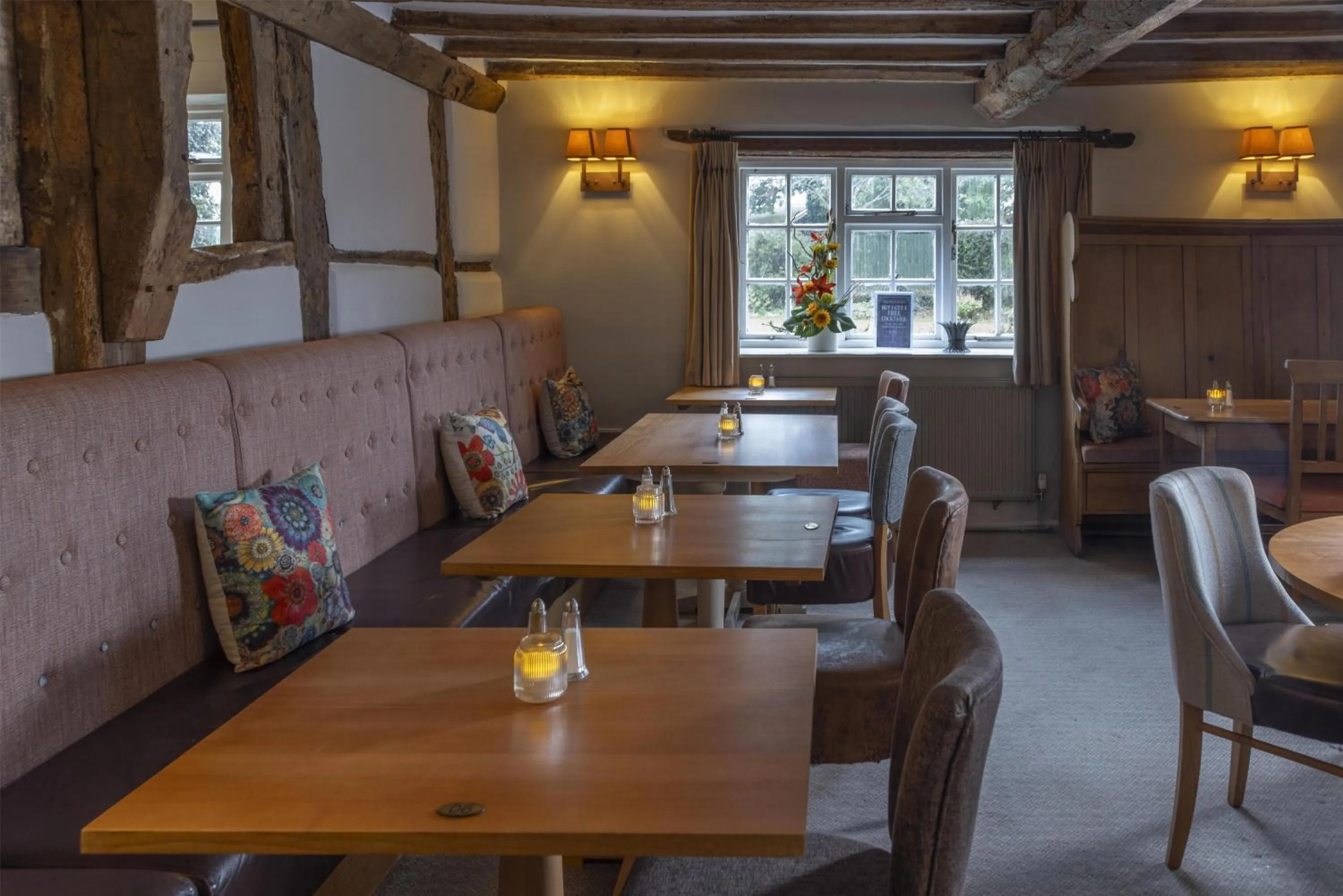 Restaurant/places to eat in Kings Court Hotel Alcester, BW Signature Collection