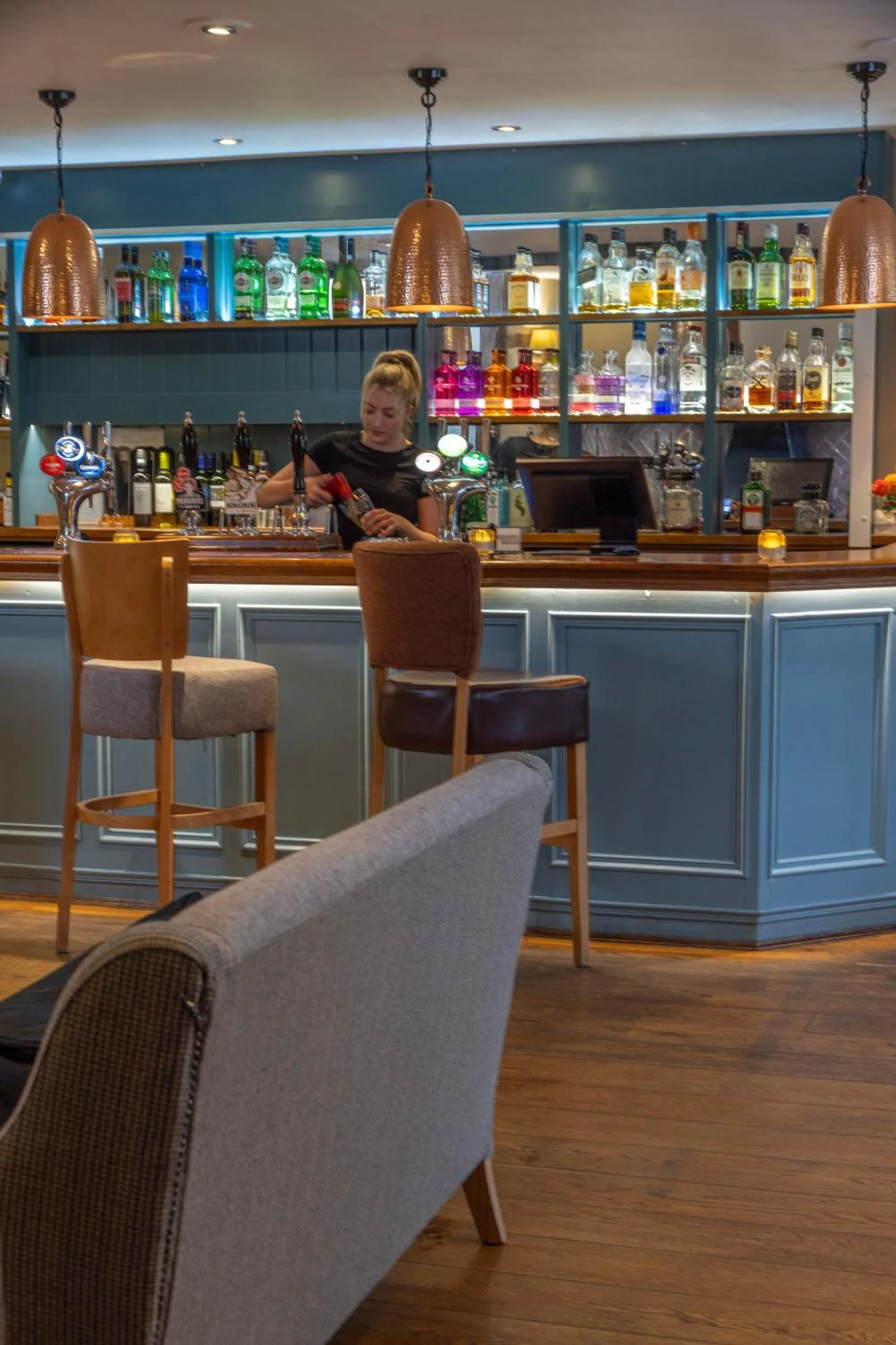 Lounge or bar in Kings Court Hotel Alcester, BW Signature Collection