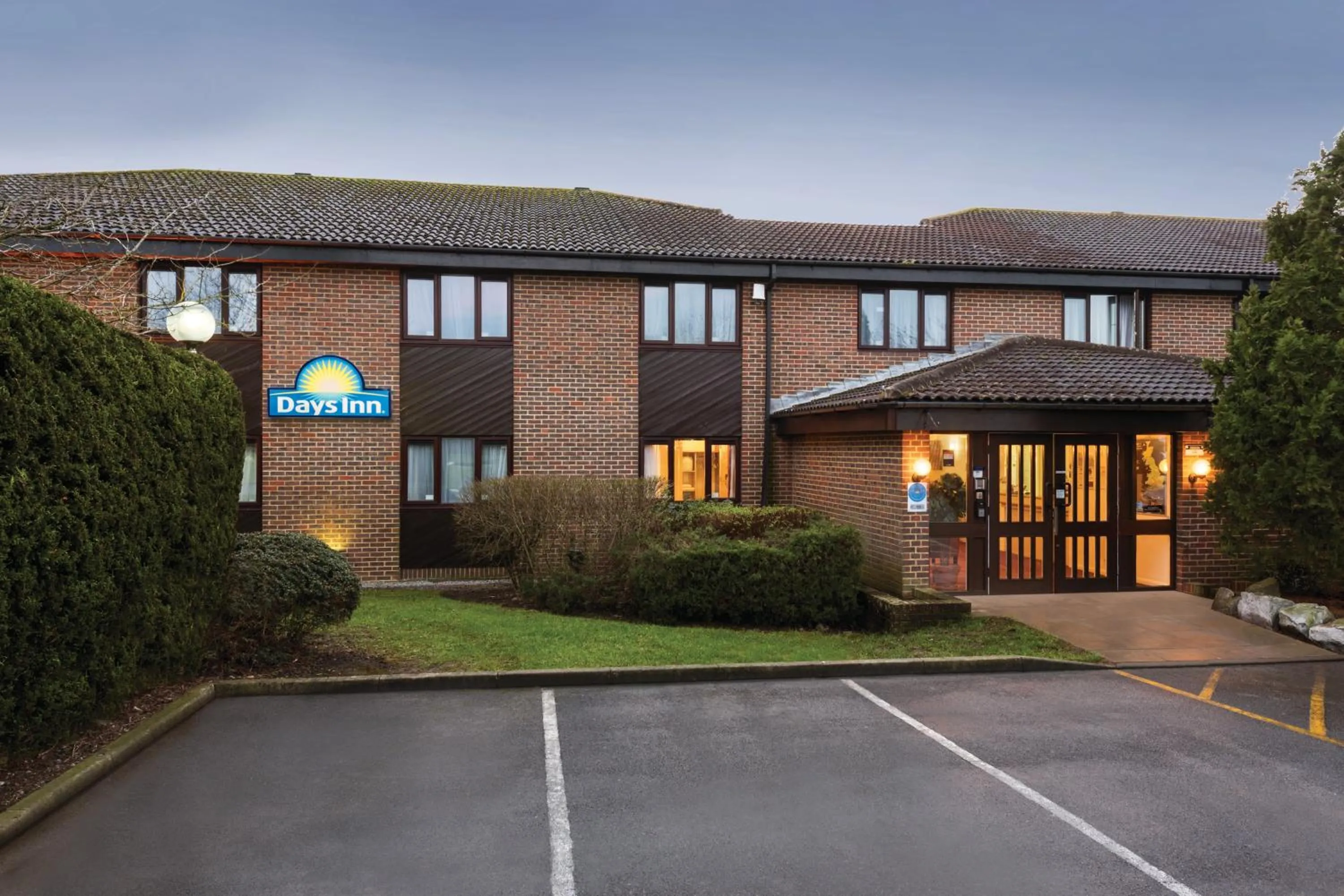 Property building in Days Inn Hotel Sedgemoor