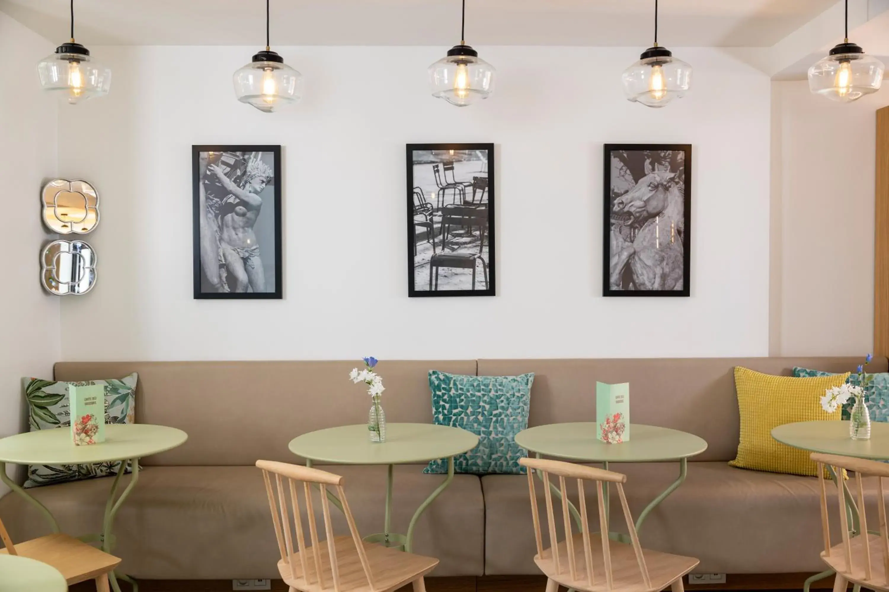 Lobby or reception in Hôtel Des Mines Lobby or reception in Hôtel Des Mines