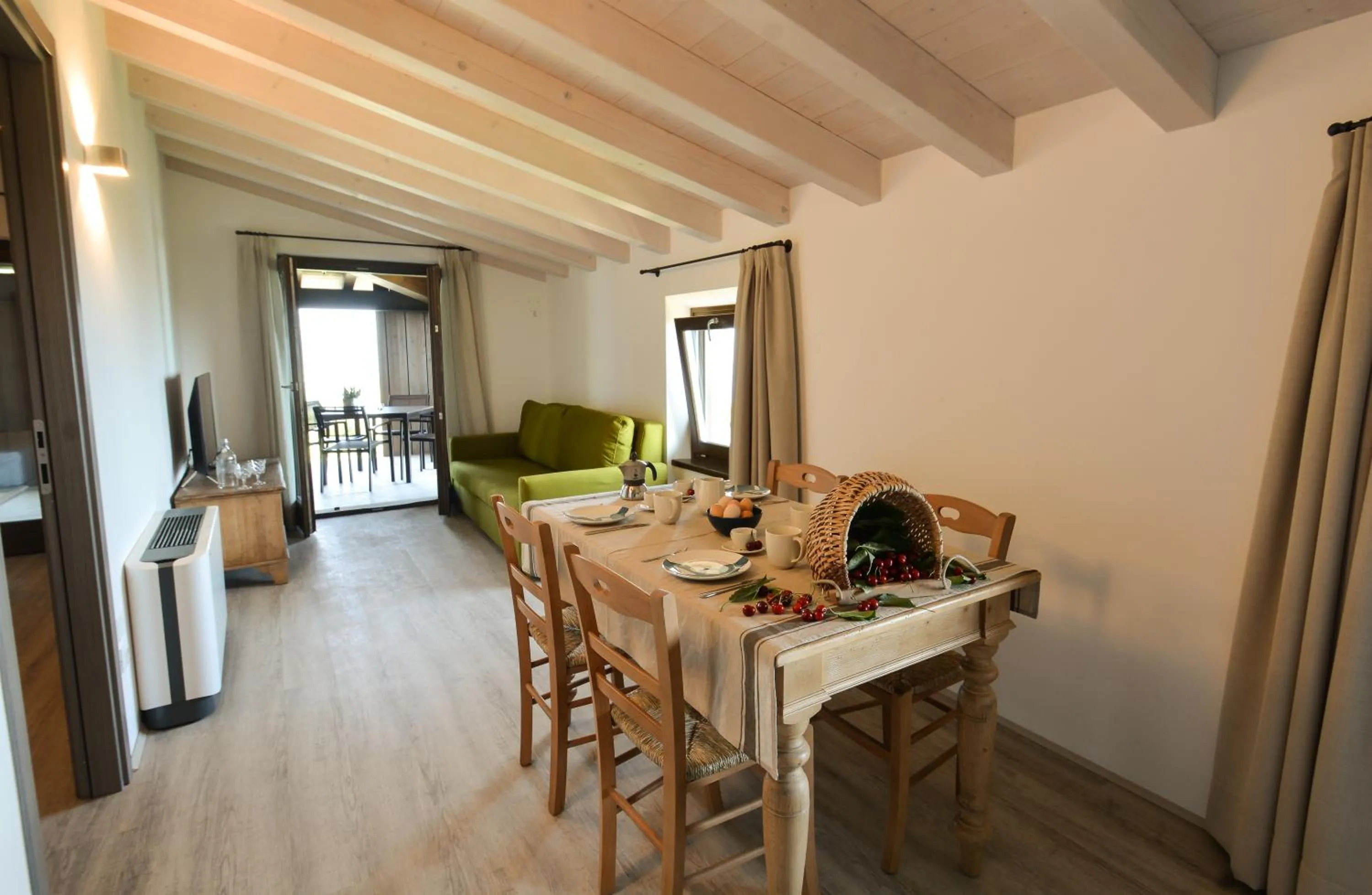 Dining area in Cascina Varini