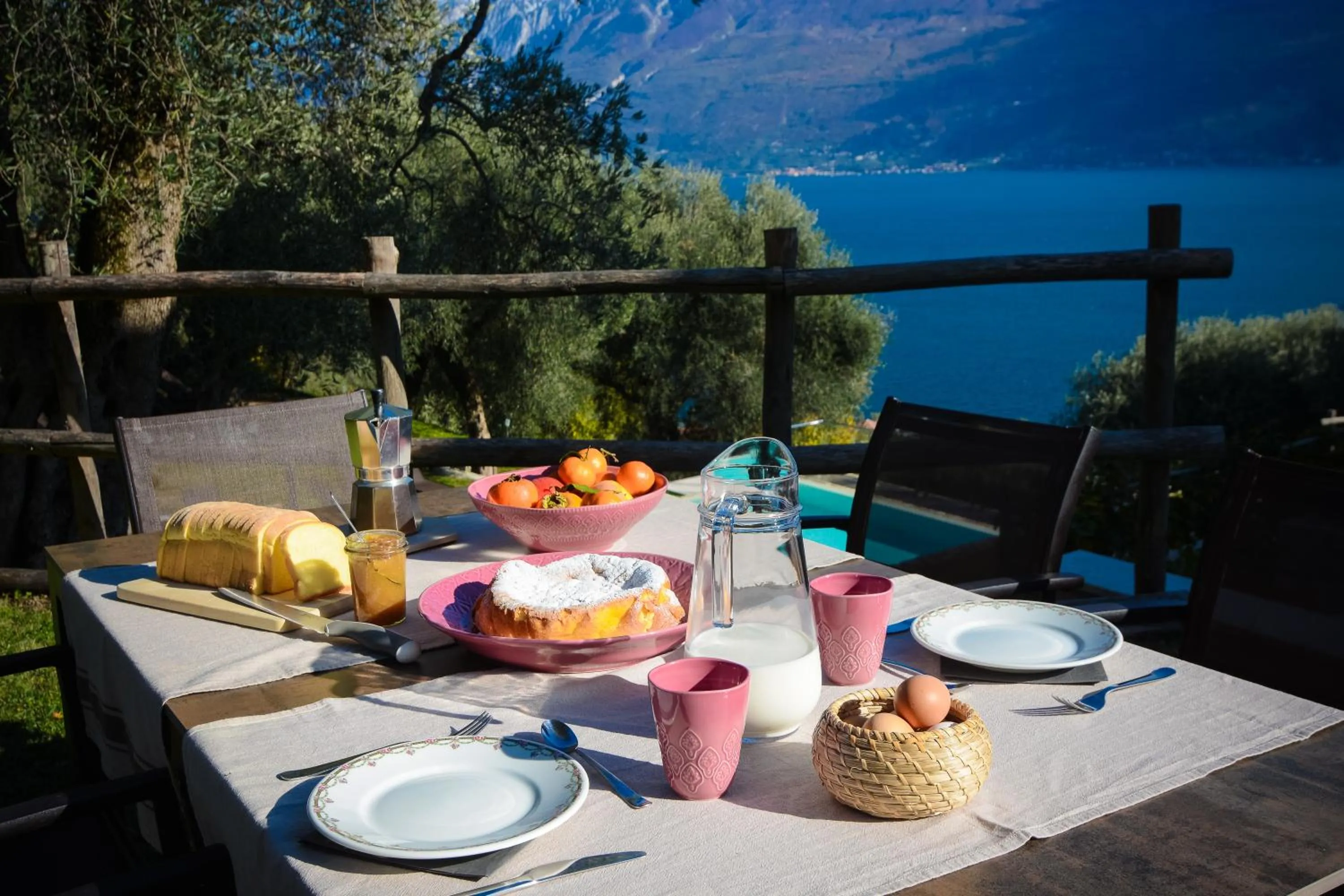 Breakfast in Cascina Varini