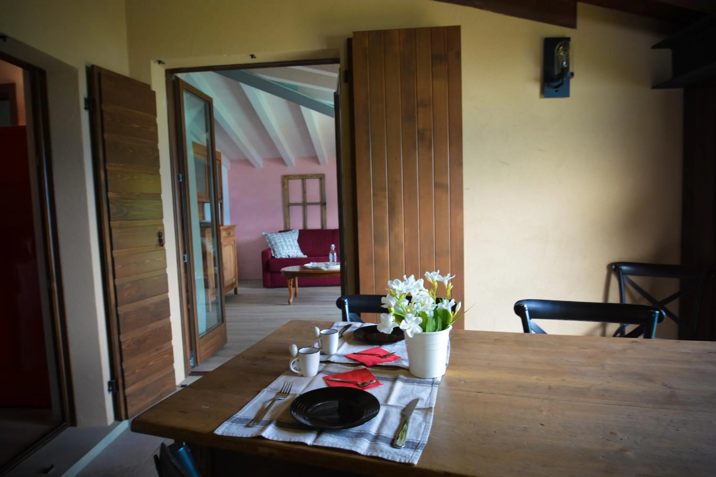 Dining area in Cascina Varini