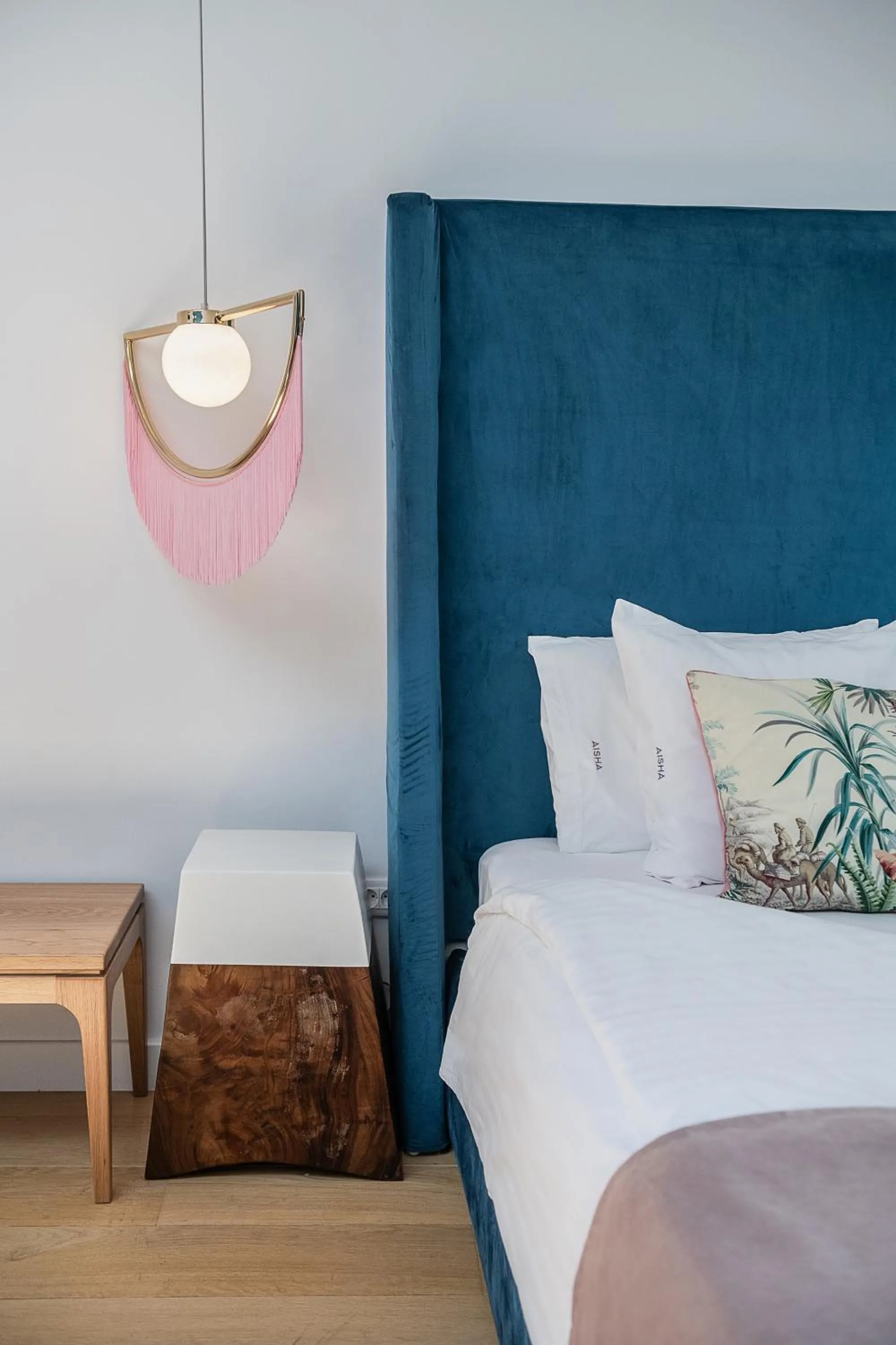 Bed in Nyx Chic Manor