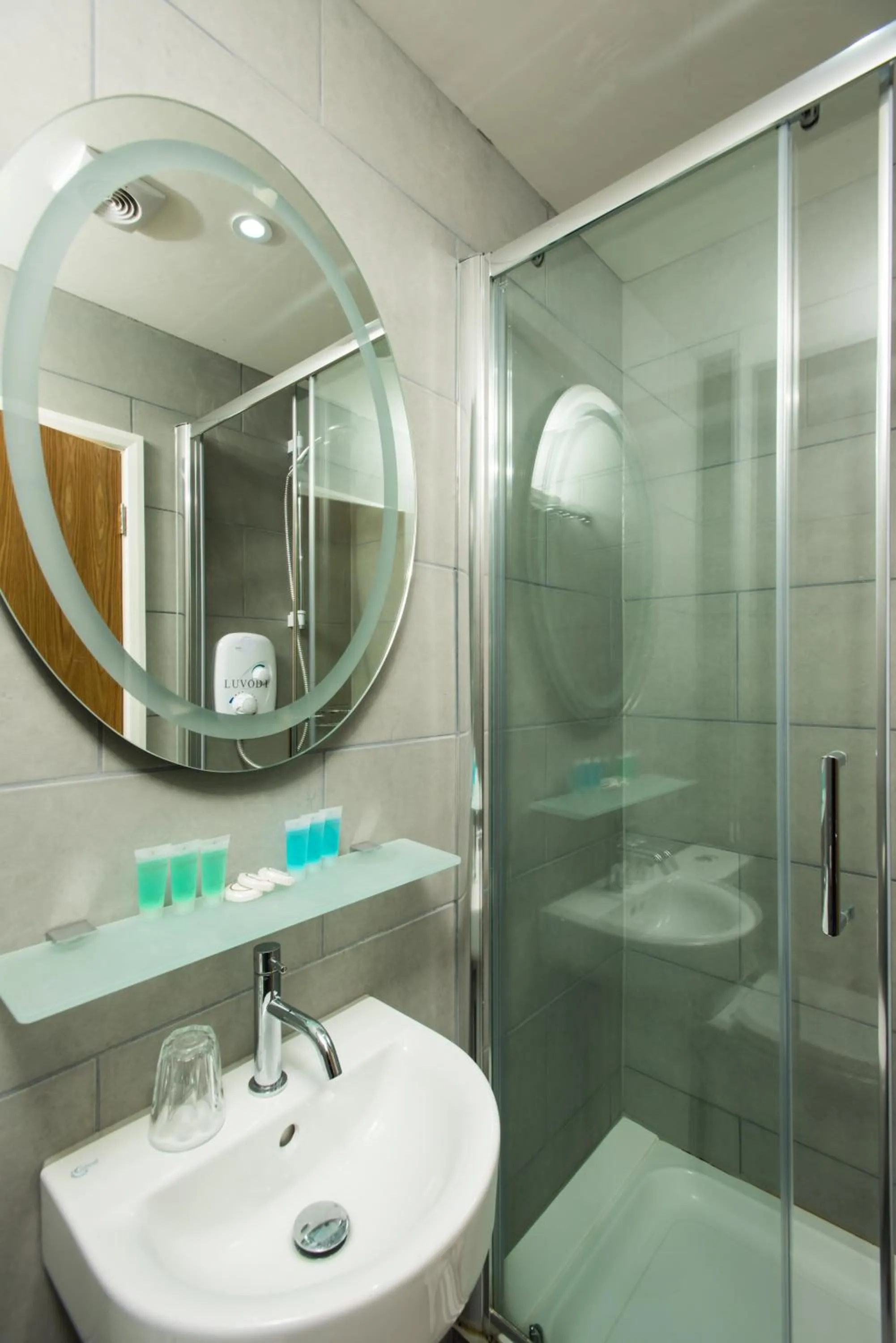 Bathroom in Caring Hotel