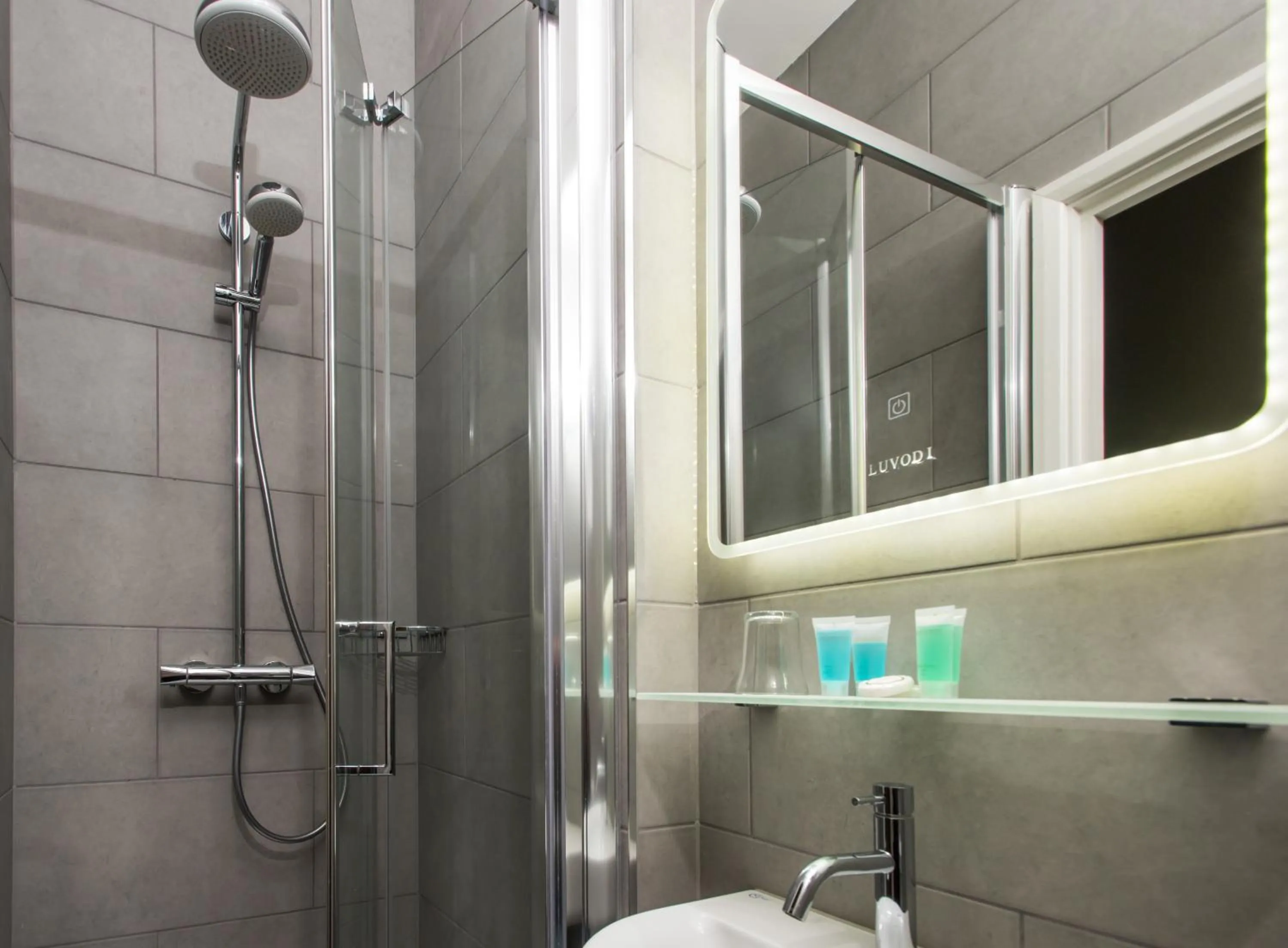 Bathroom in Caring Hotel