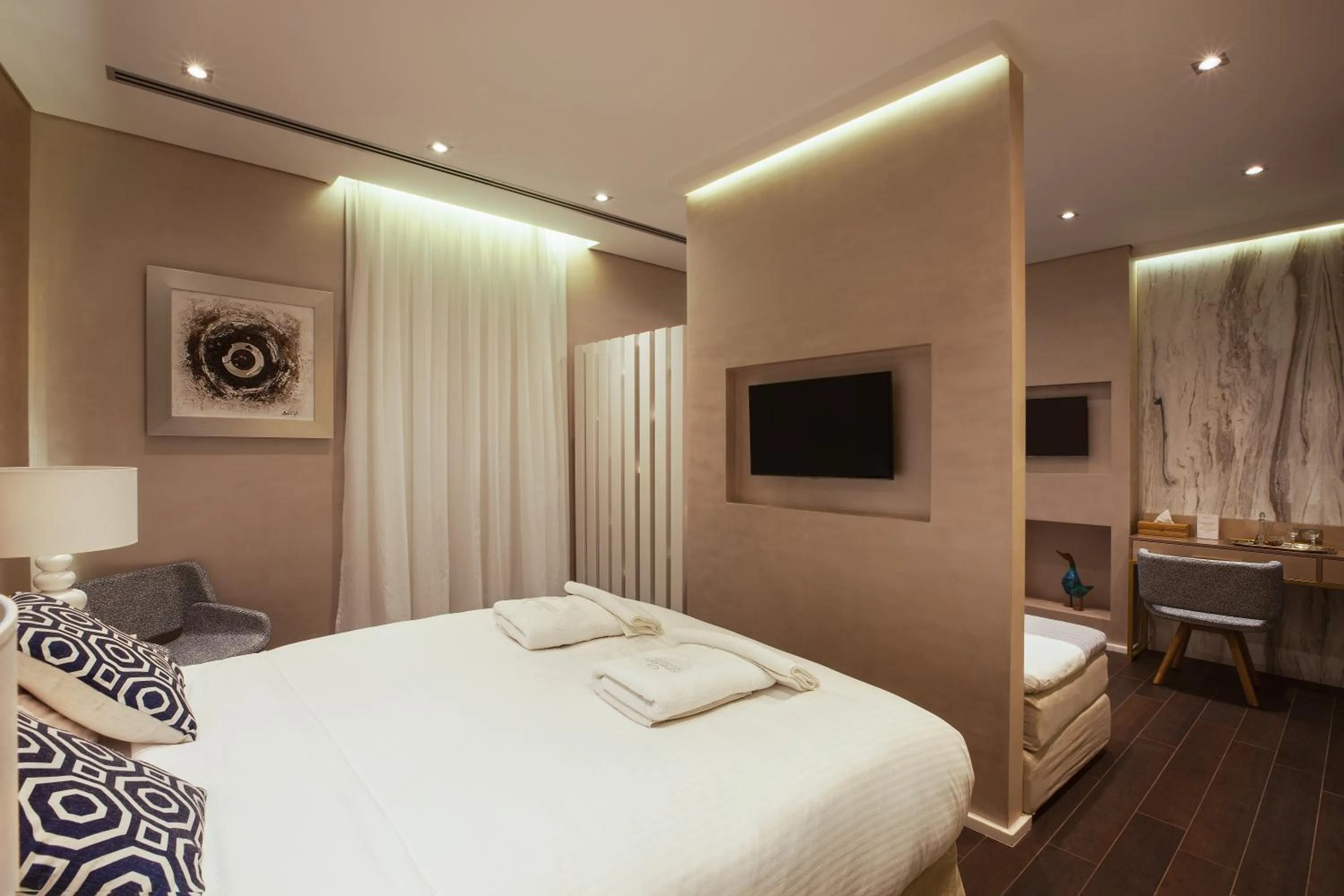 Bedroom, Bed in Consolato Boutique