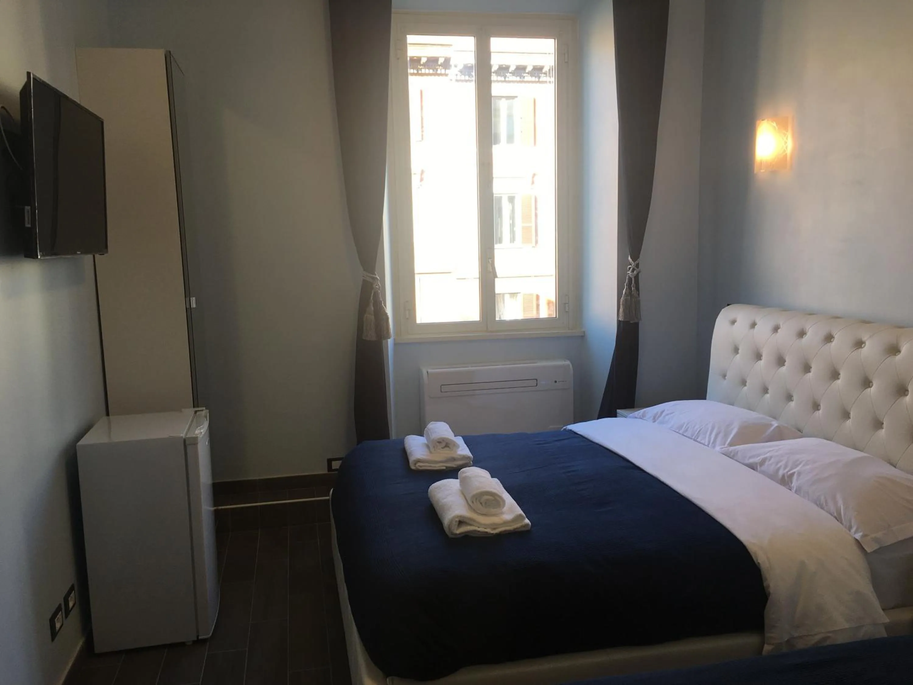 Bed in Favola Romana - Guest House