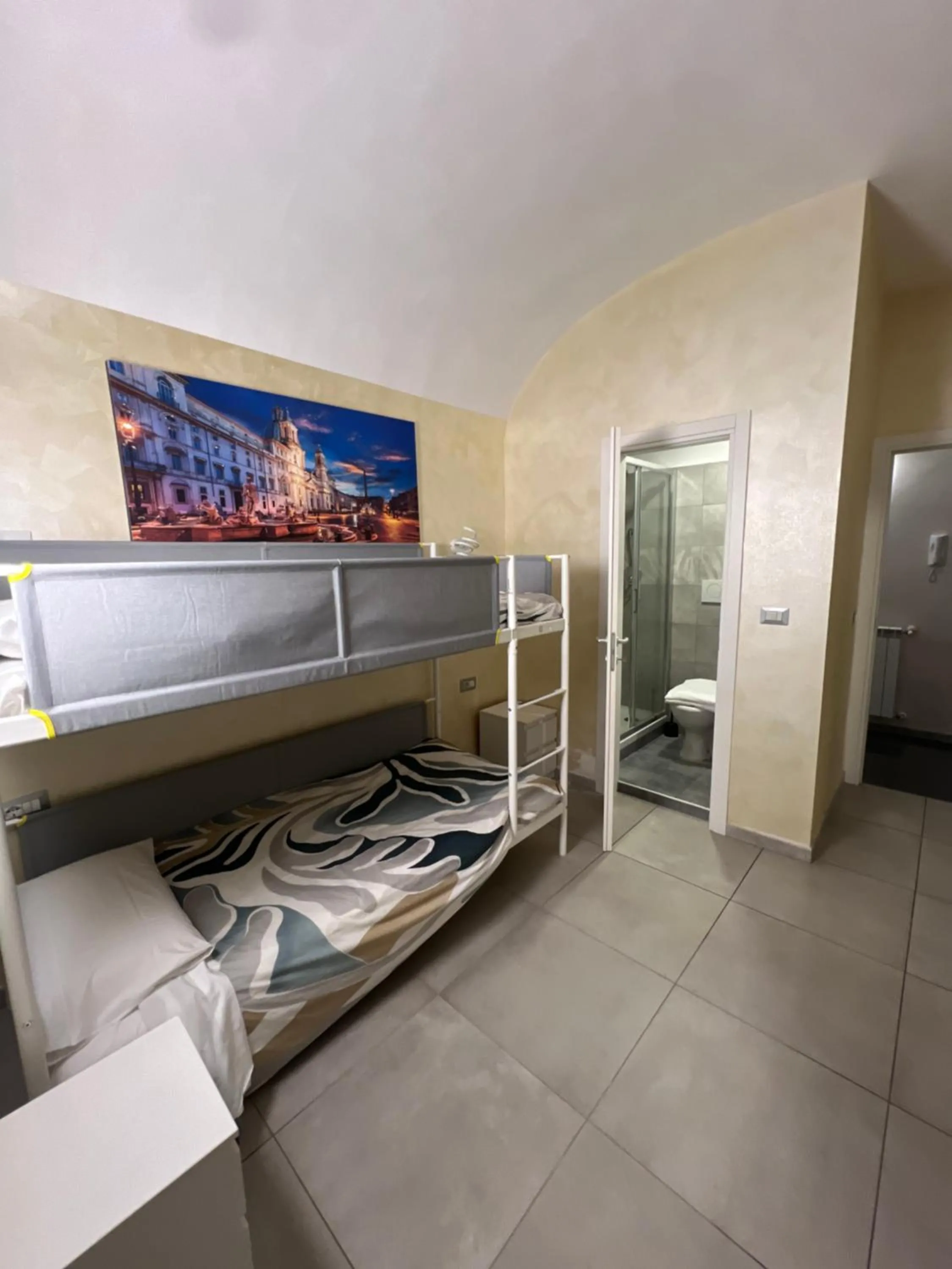 Bed in Favola Romana - Guest House