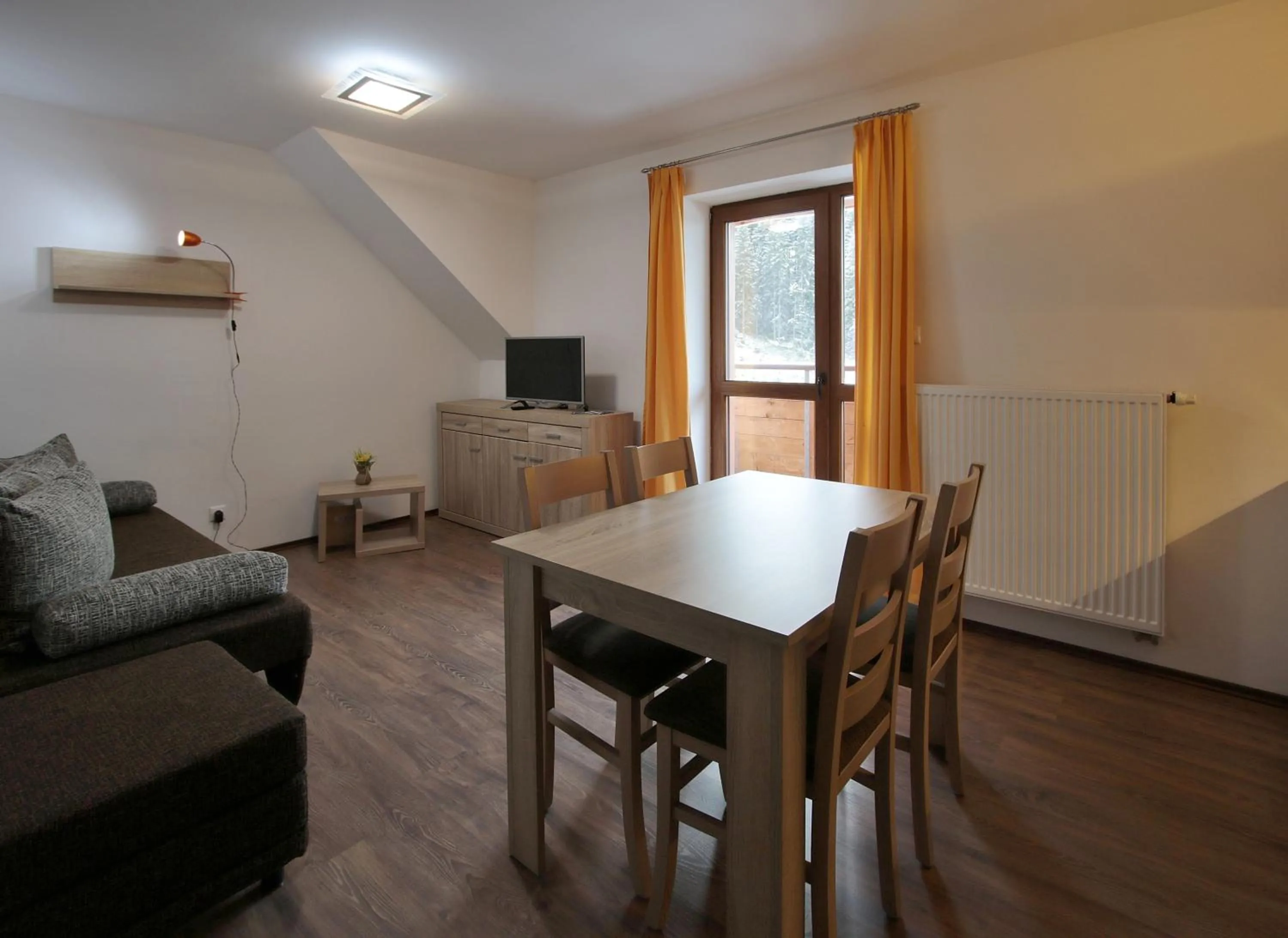 TV and multimedia in Apartmany Maliarik