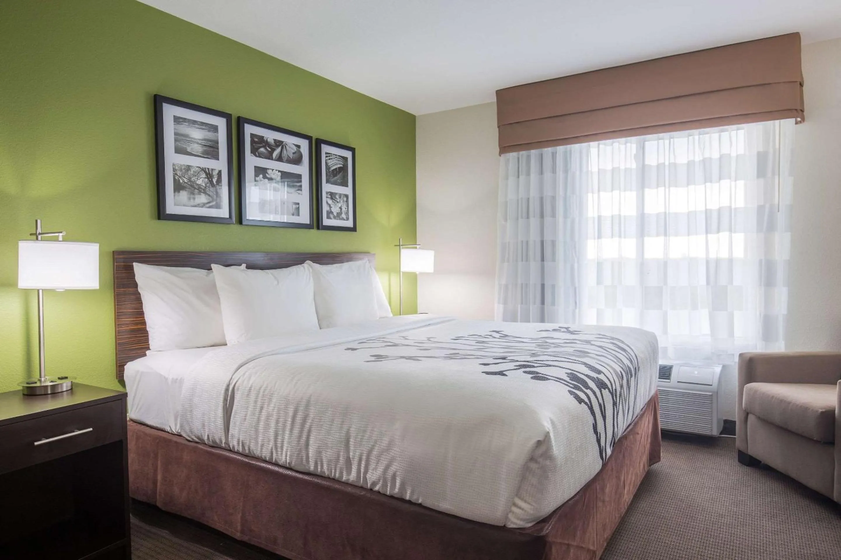 Photo of the whole room, Bed in Sleep Inn & Suites Ingleside - Corpus Christi