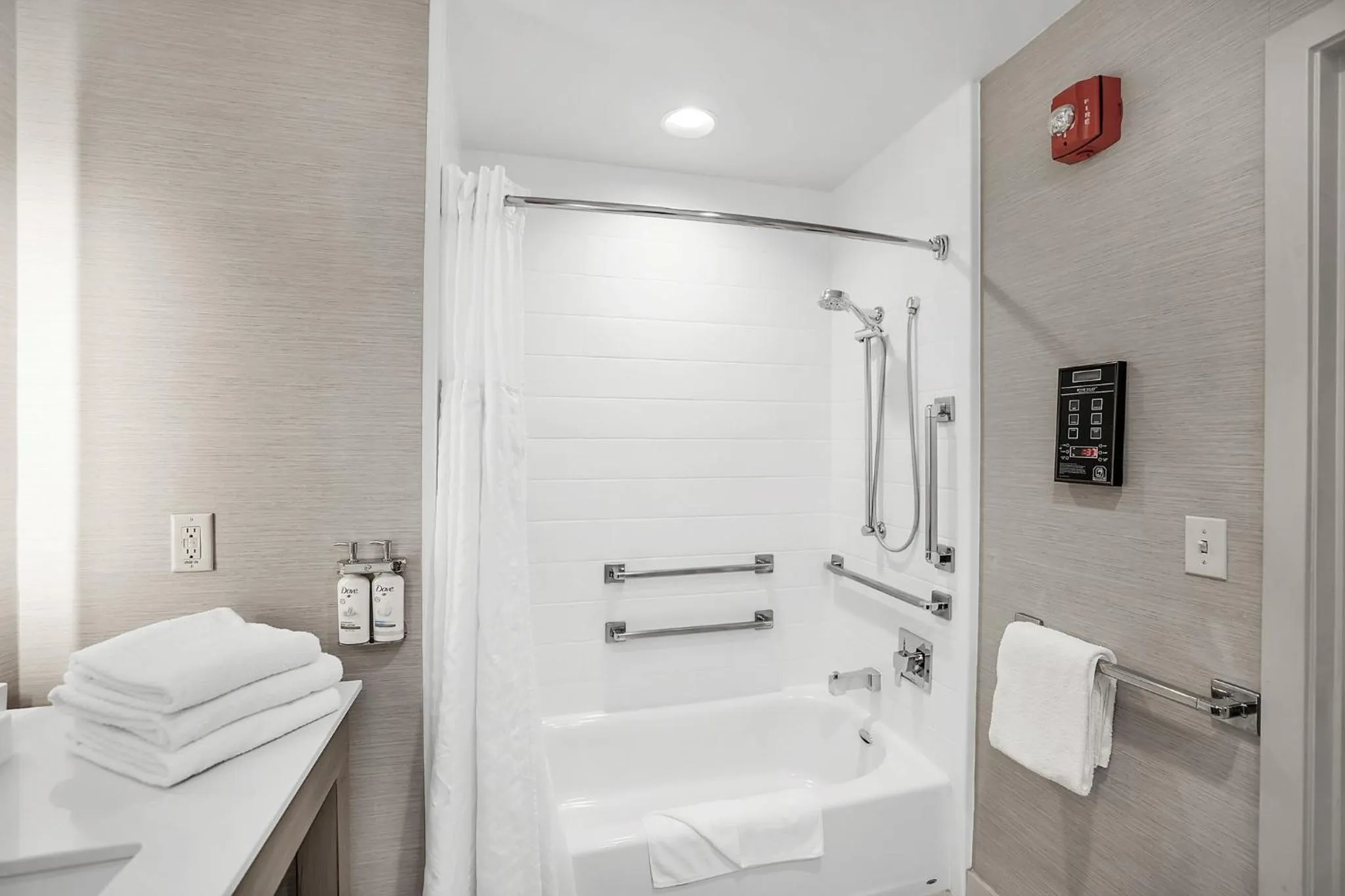Bathroom in Holiday Inn - Nampa by IHG