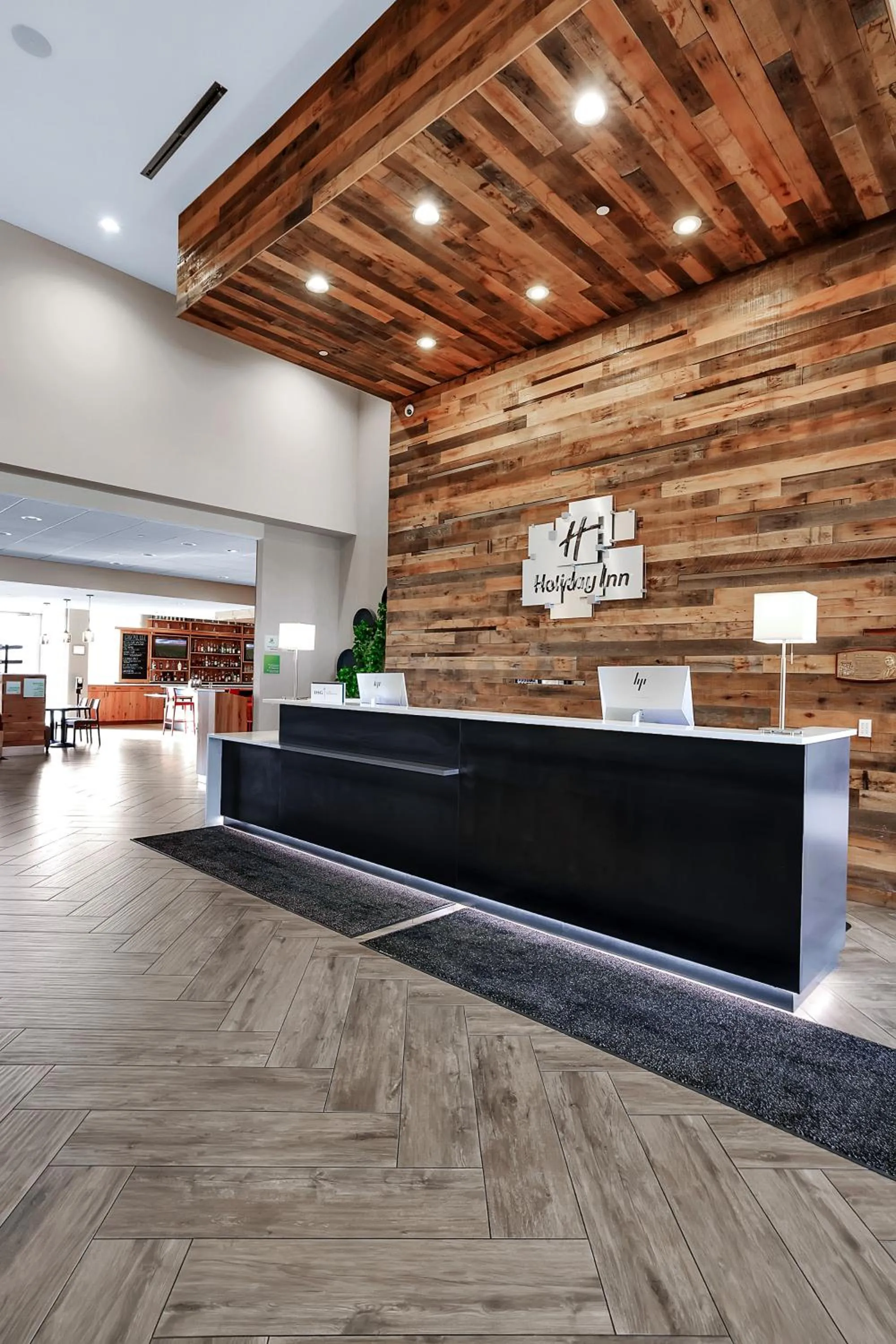 On-site shops in Holiday Inn - Nampa by IHG