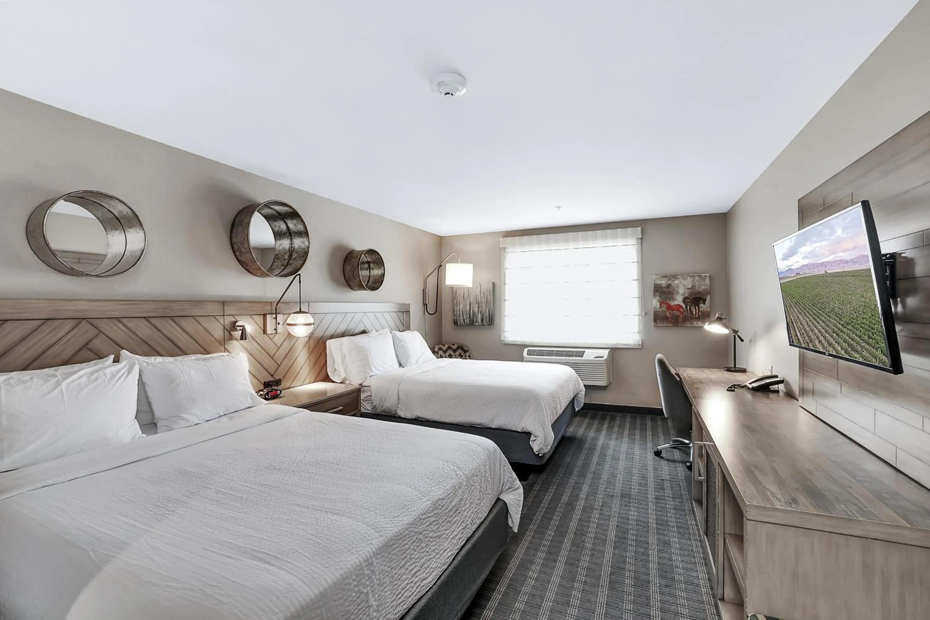 Bedroom, Bed in Holiday Inn - Nampa by IHG