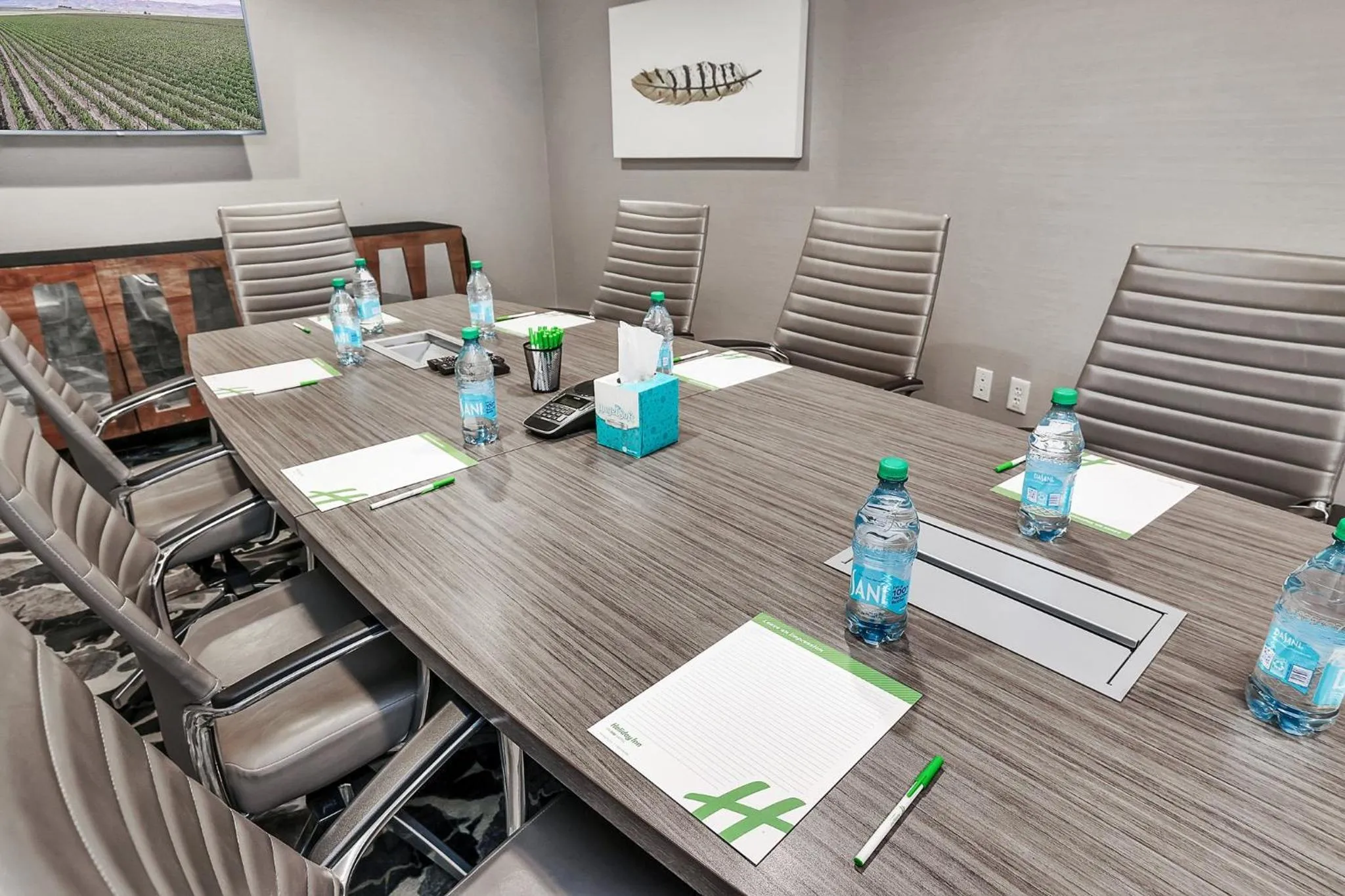 Meeting/conference room in Holiday Inn - Nampa by IHG
