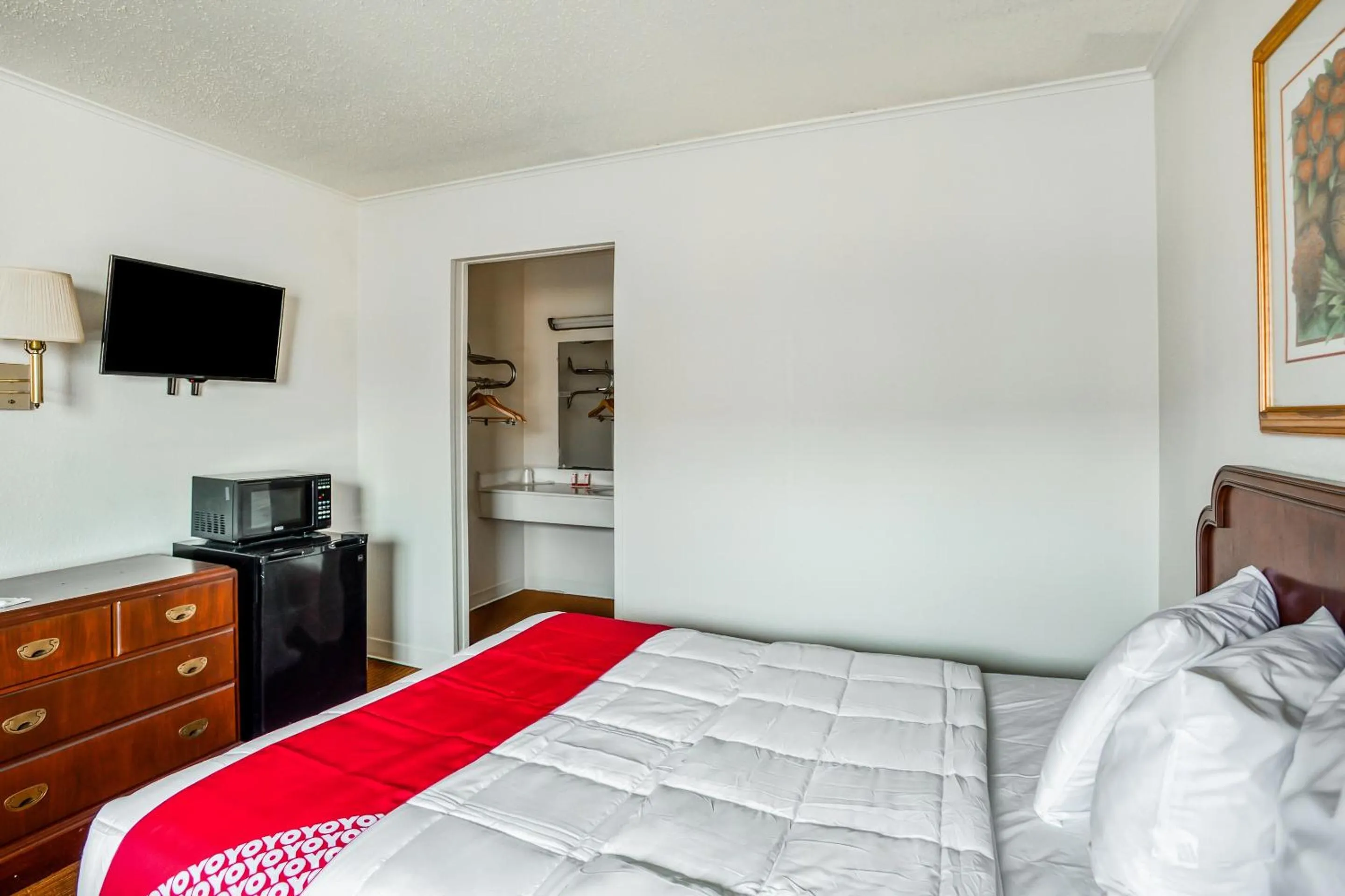 Bedroom, Bed in OYO Hotel San Antonio East