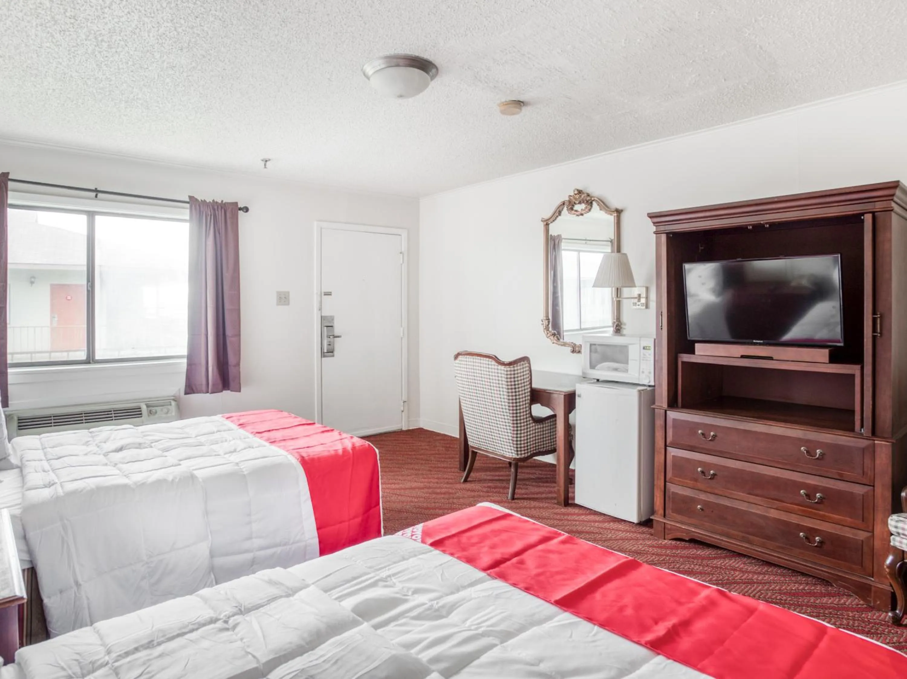 Bedroom, Bed in OYO Hotel San Antonio East